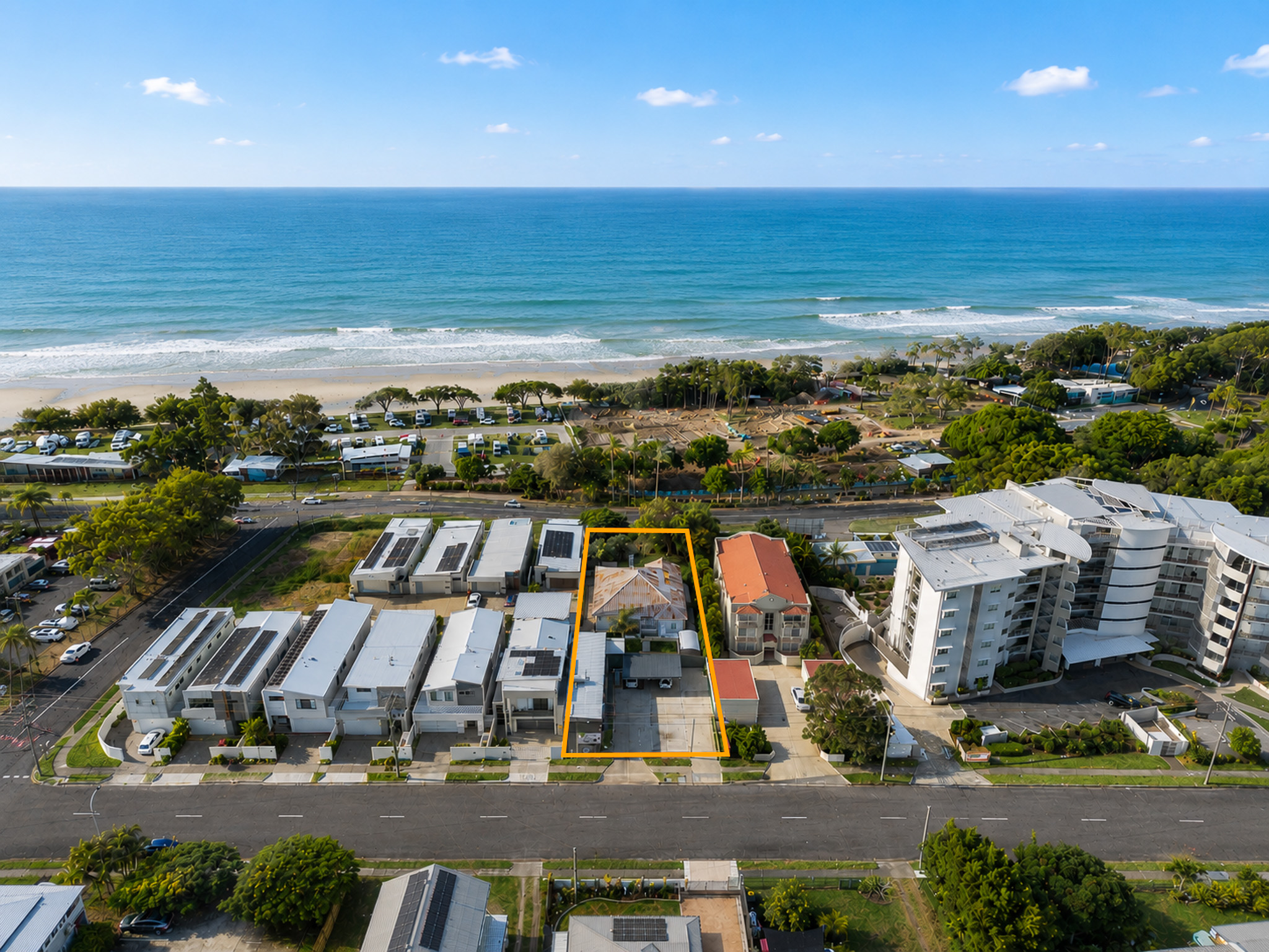 258 Esplanade and 42 Watson Street, PIALBA, QLD 4655 AUS