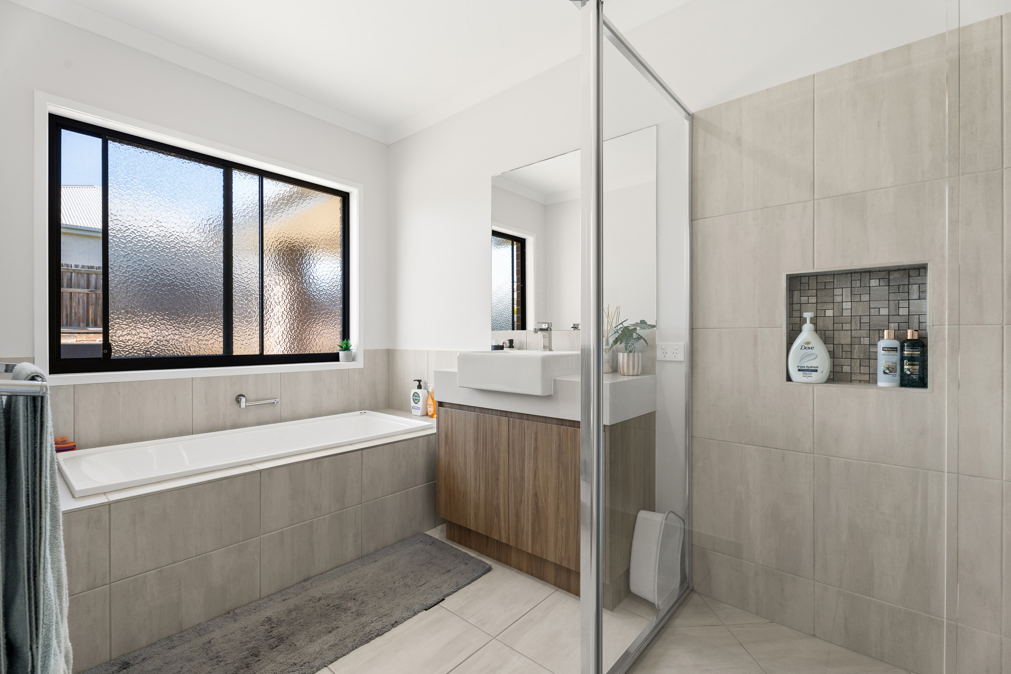 54 Peppermint Circuit, NIKENBAH, QLD 4655 AUS