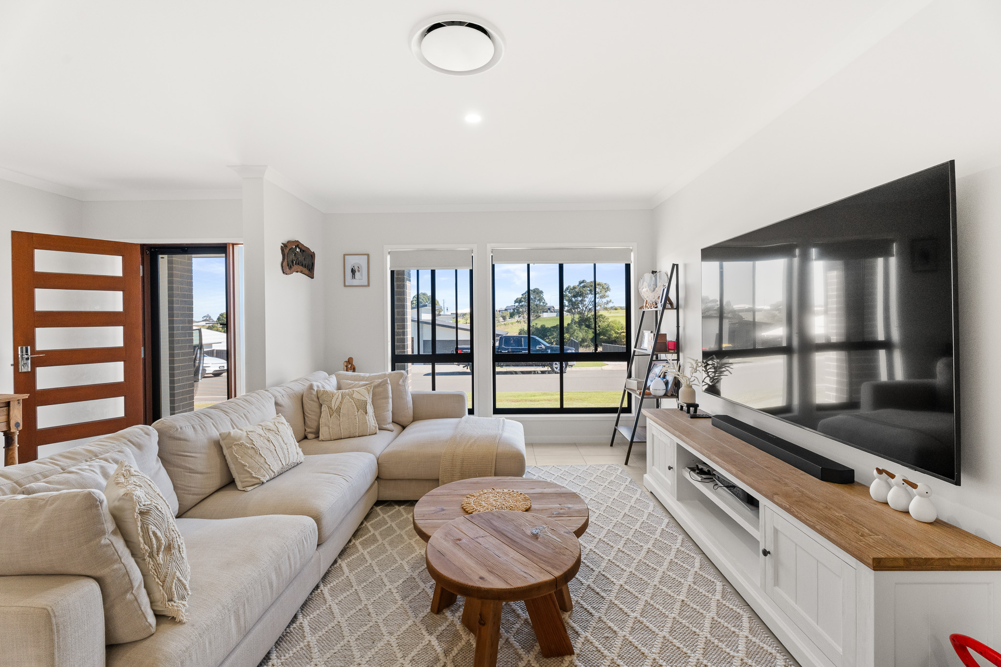 54 Peppermint Circuit, NIKENBAH, QLD 4655 AUS