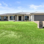 54 Peppermint Circuit, NIKENBAH, QLD 4655 AUS