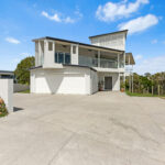 34 Highview Drive, CRAIGNISH, QLD 4655 AUS
