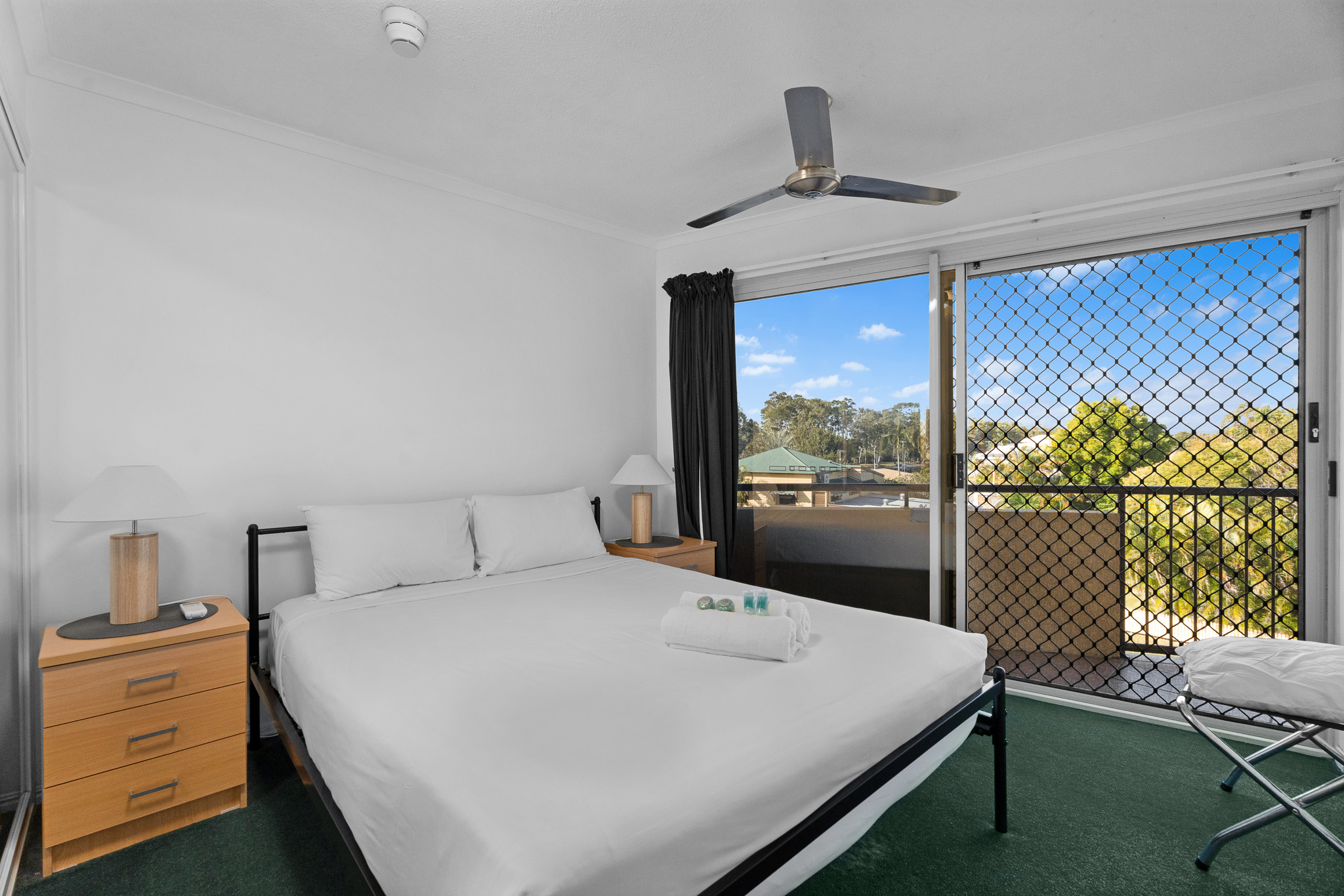 10/496 Esplanade, TORQUAY, QLD 4655 AUS