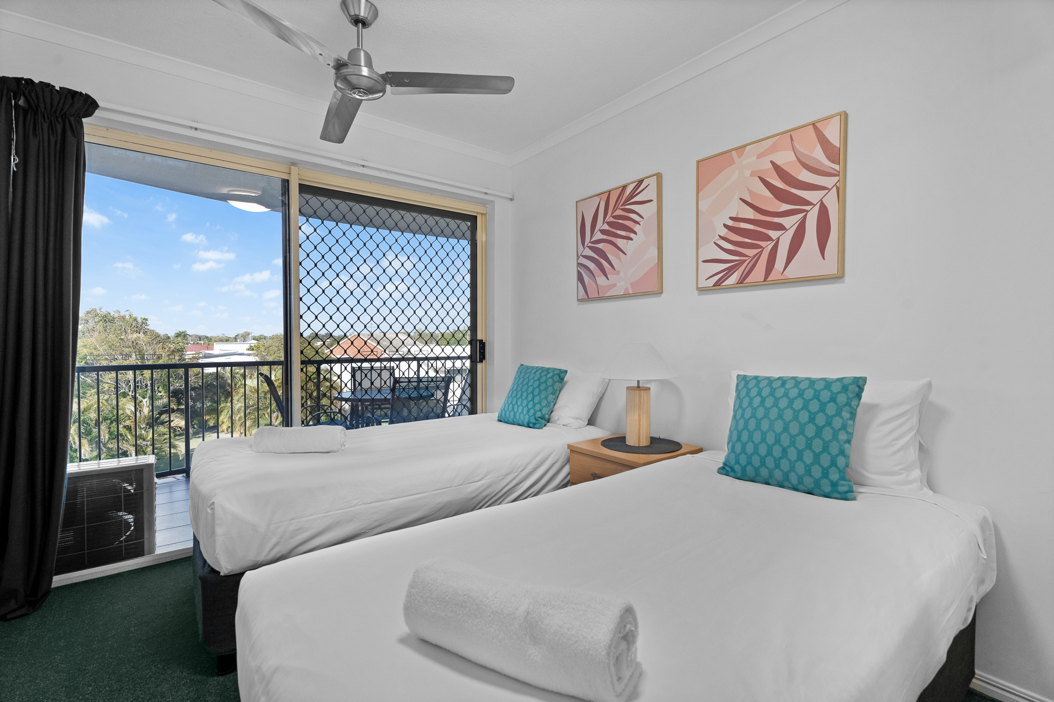 10/496 Esplanade, TORQUAY, QLD 4655 AUS