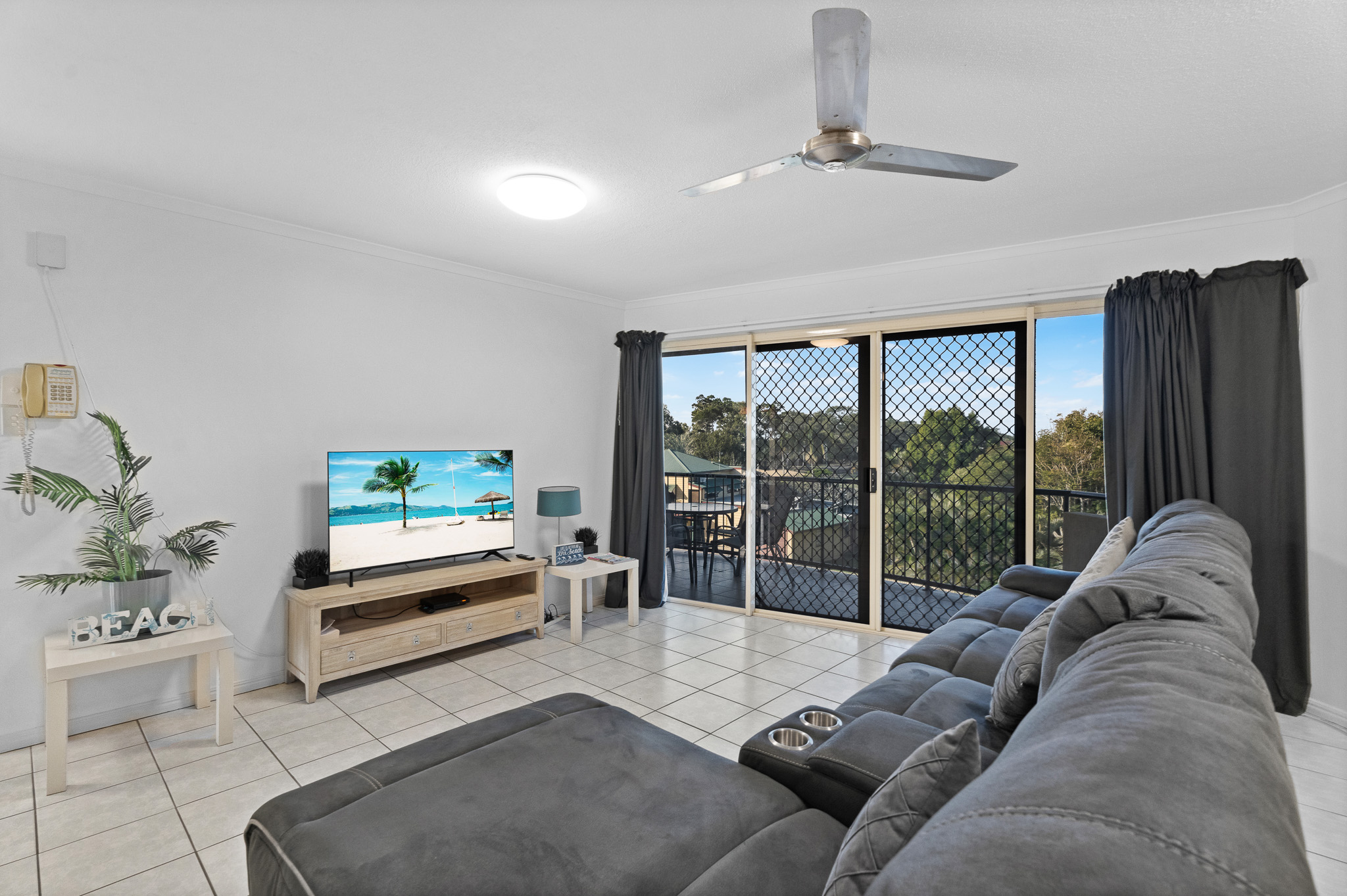10/496 Esplanade, TORQUAY, QLD 4655 AUS