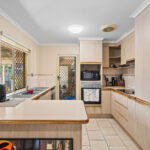 6 Carrie Court, TORQUAY, QLD 4655 AUS
