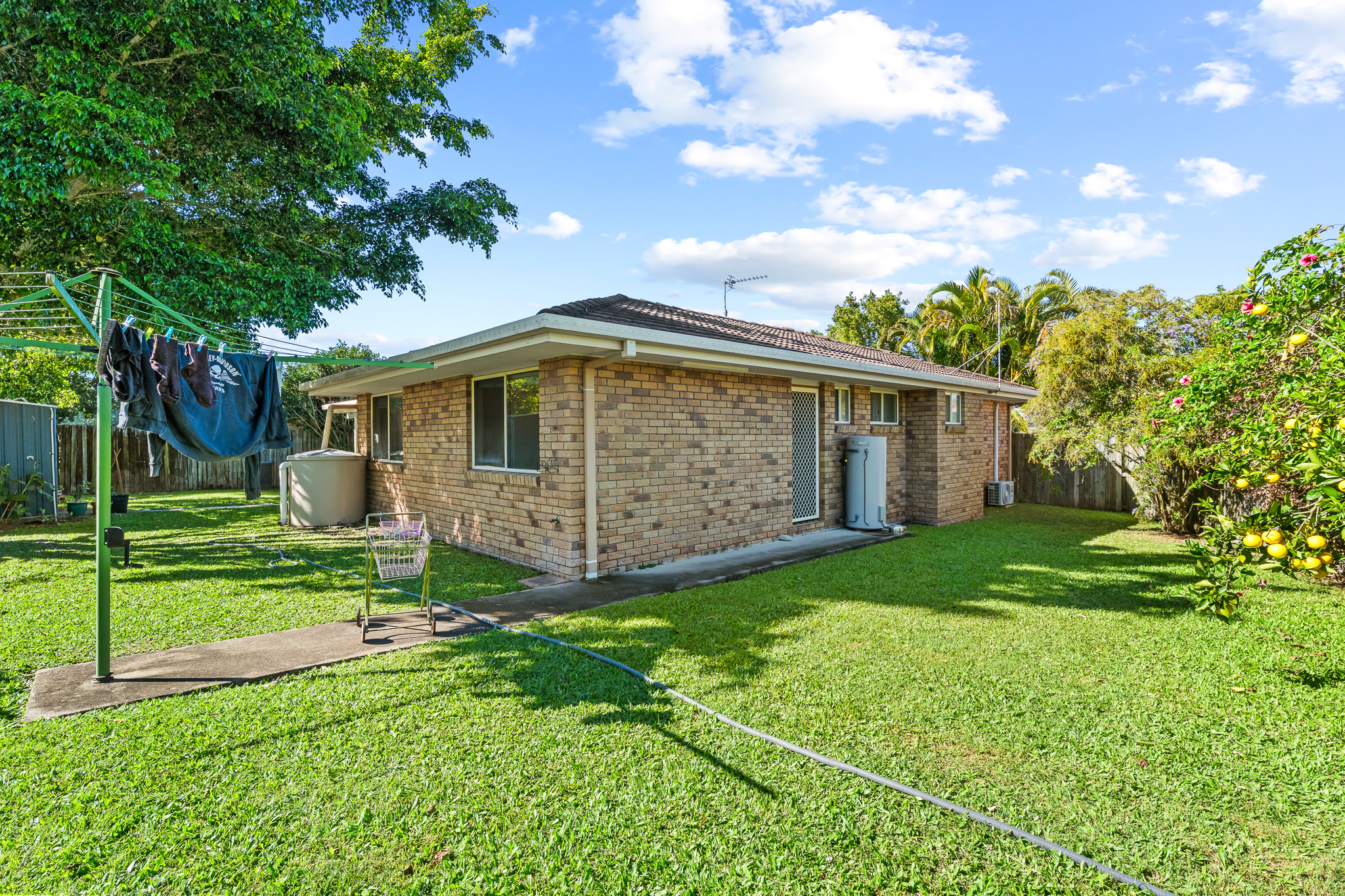 6 Carrie Court, TORQUAY, QLD 4655 AUS
