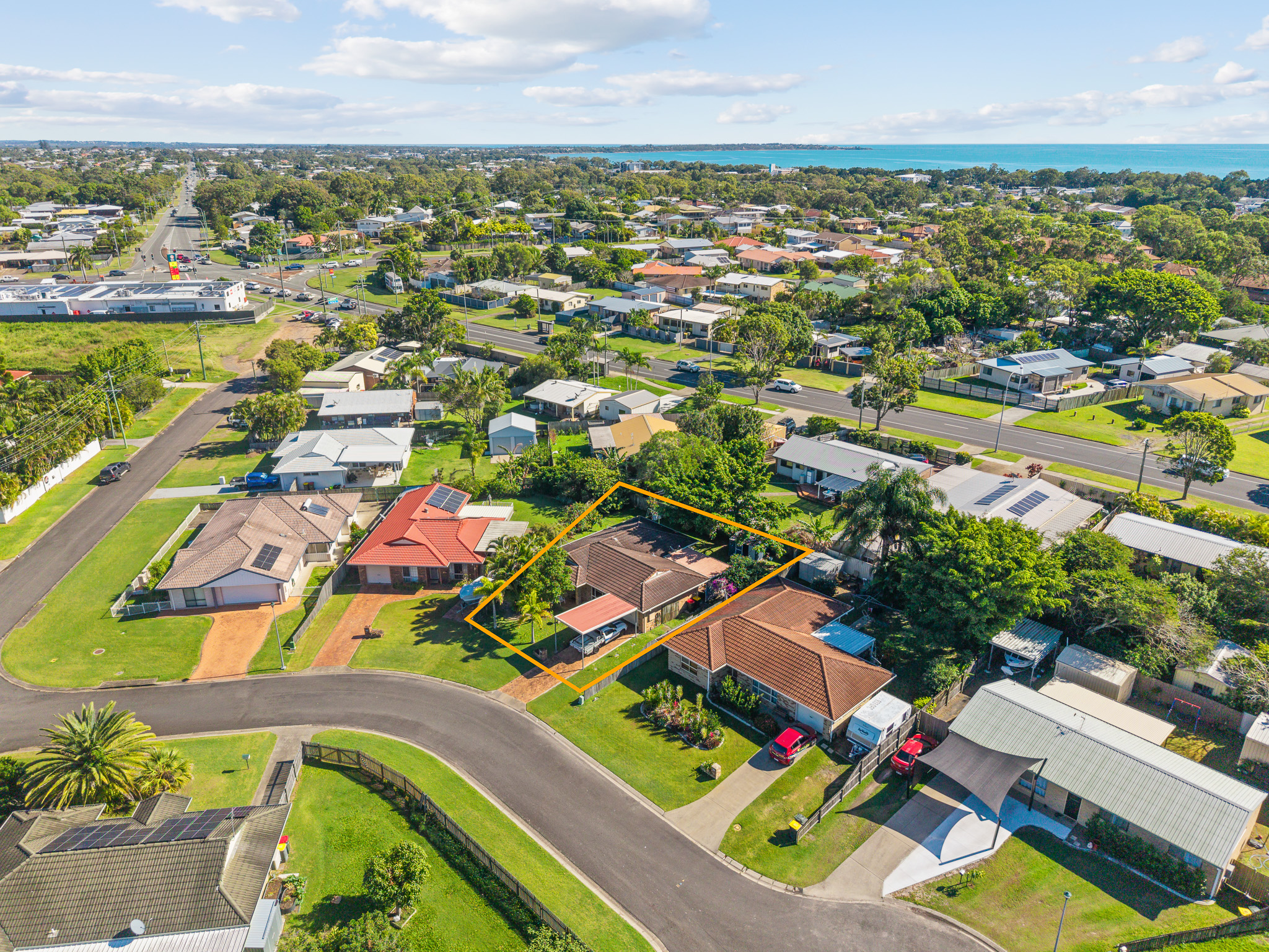 6 Carrie Court, TORQUAY, QLD 4655 AUS