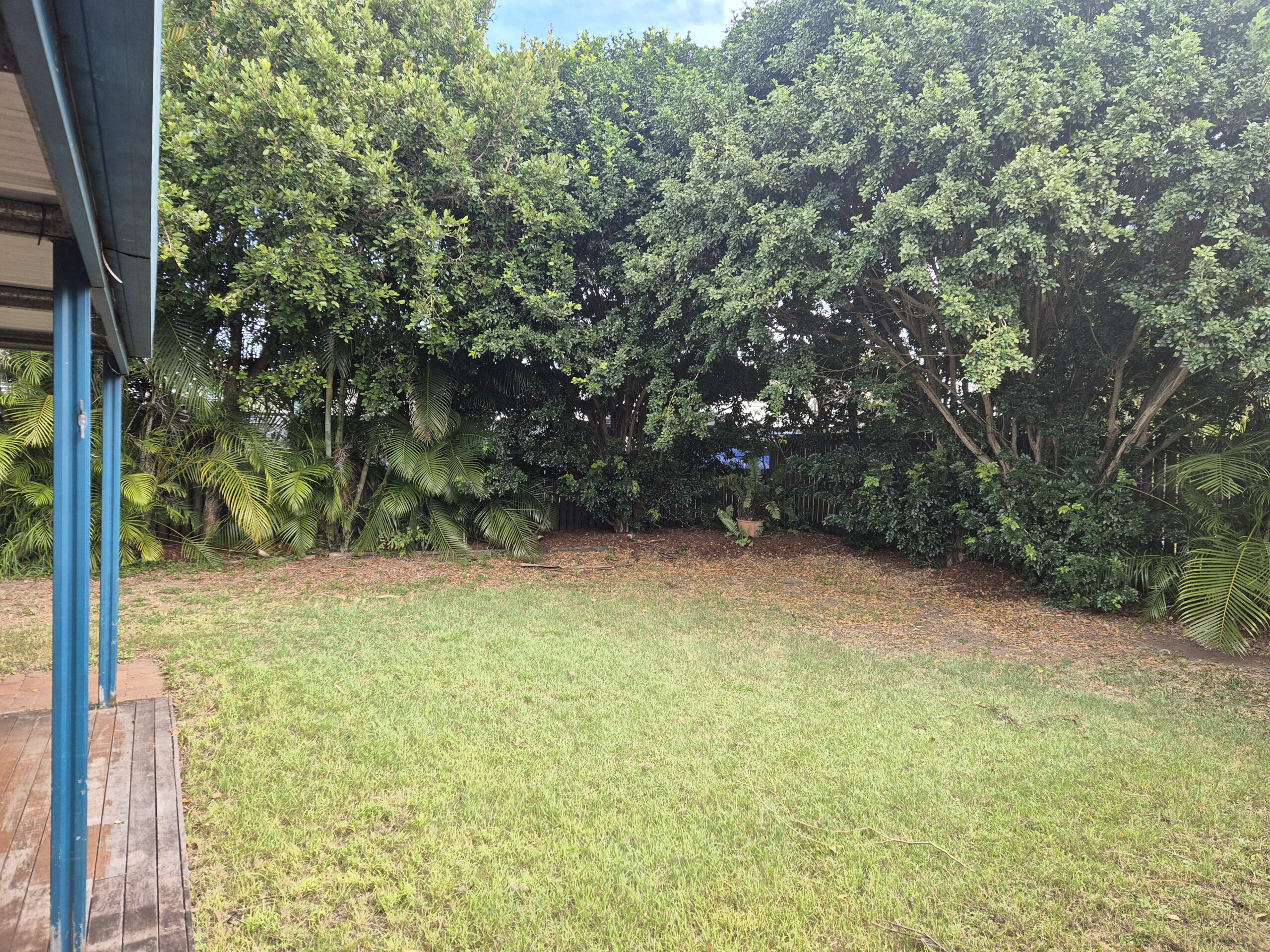 27 Leslie Lane, SCARNESS, QLD 4655 AUS