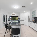 330 Moorabinda Drive, SUNSHINE ACRES, QLD 4655 AUS