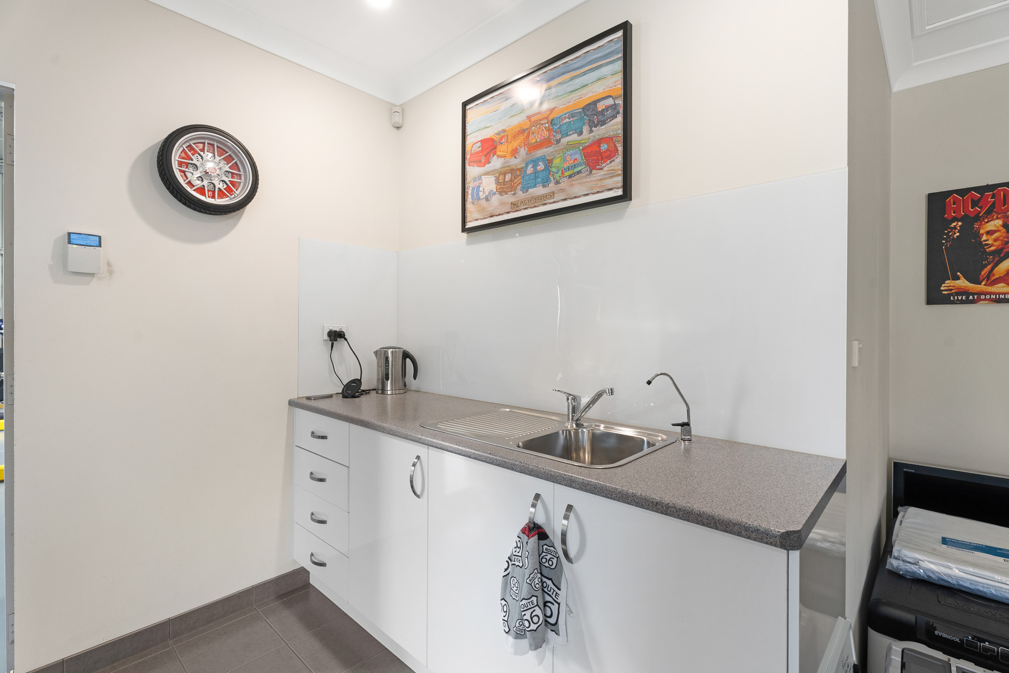 330 Moorabinda Drive, SUNSHINE ACRES, QLD 4655 AUS