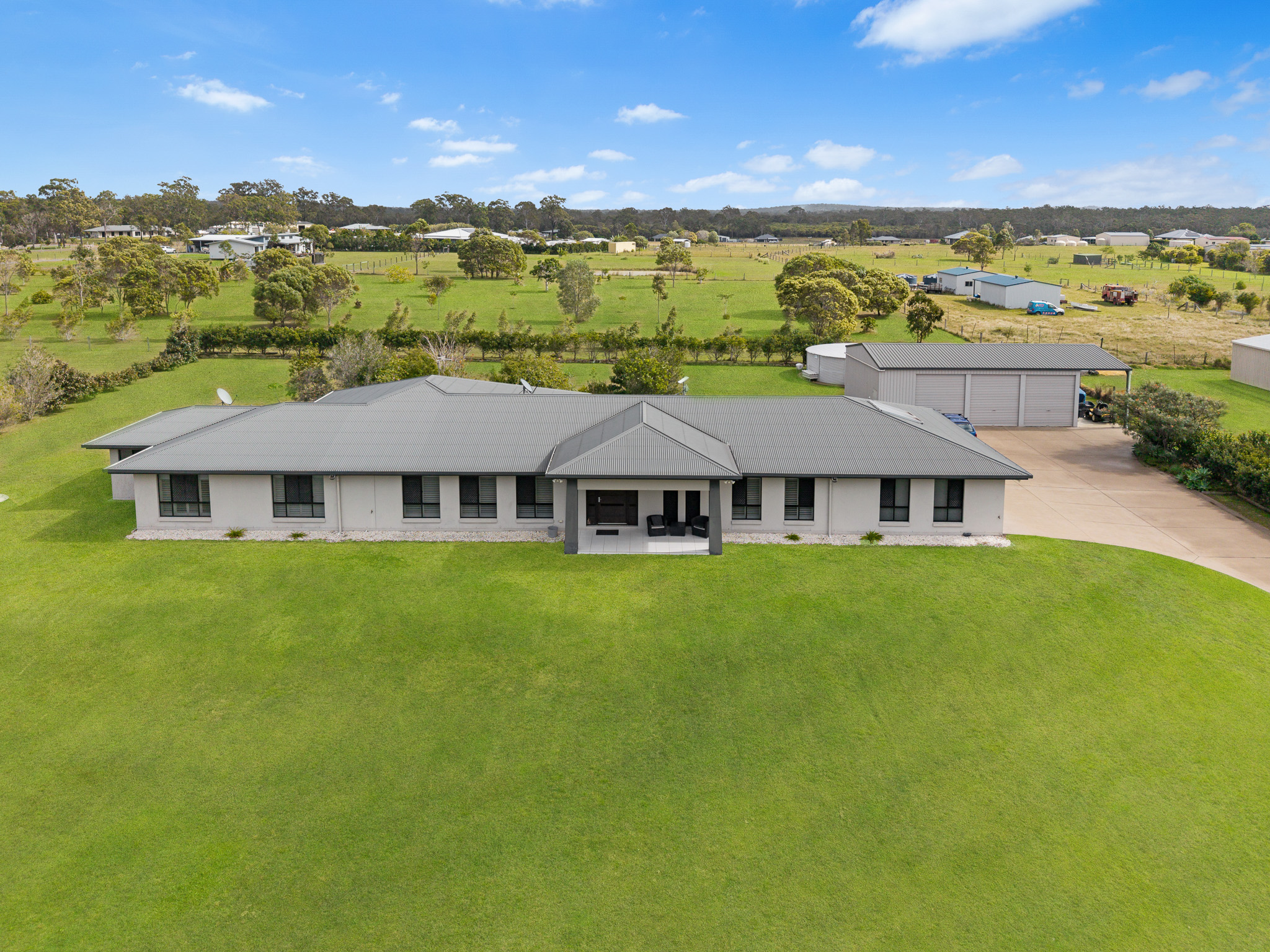 330 Moorabinda Drive, SUNSHINE ACRES, QLD 4655 AUS