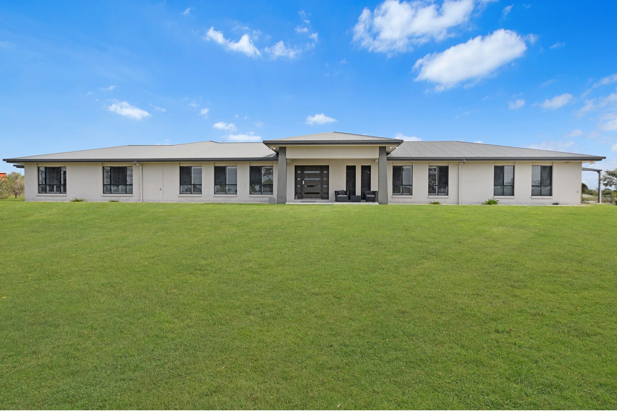 330 Moorabinda Drive, SUNSHINE ACRES, QLD 4655 AUS