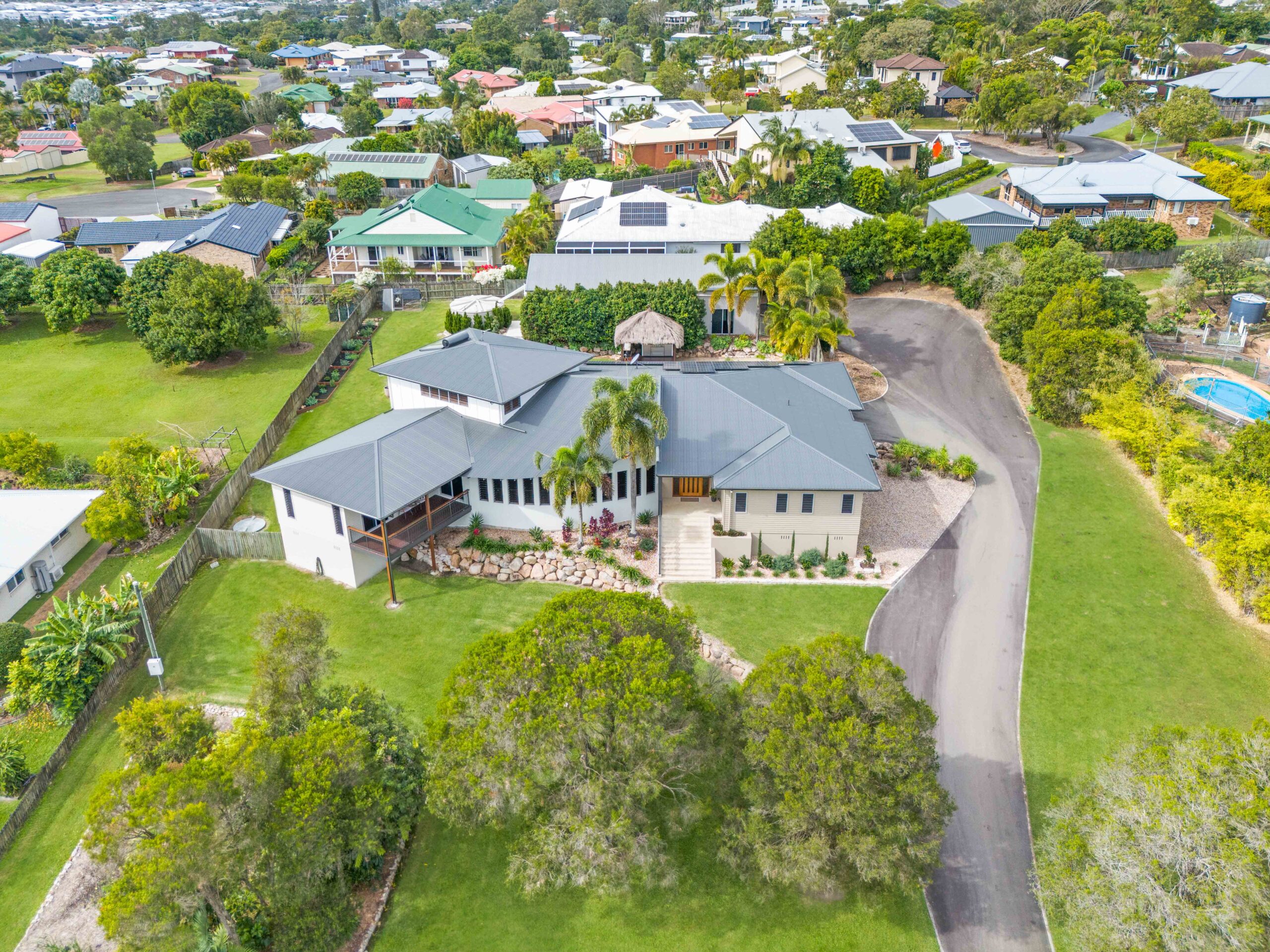 9-11 Gundesen Drive, URRAWEEN, QLD 4655 AUS