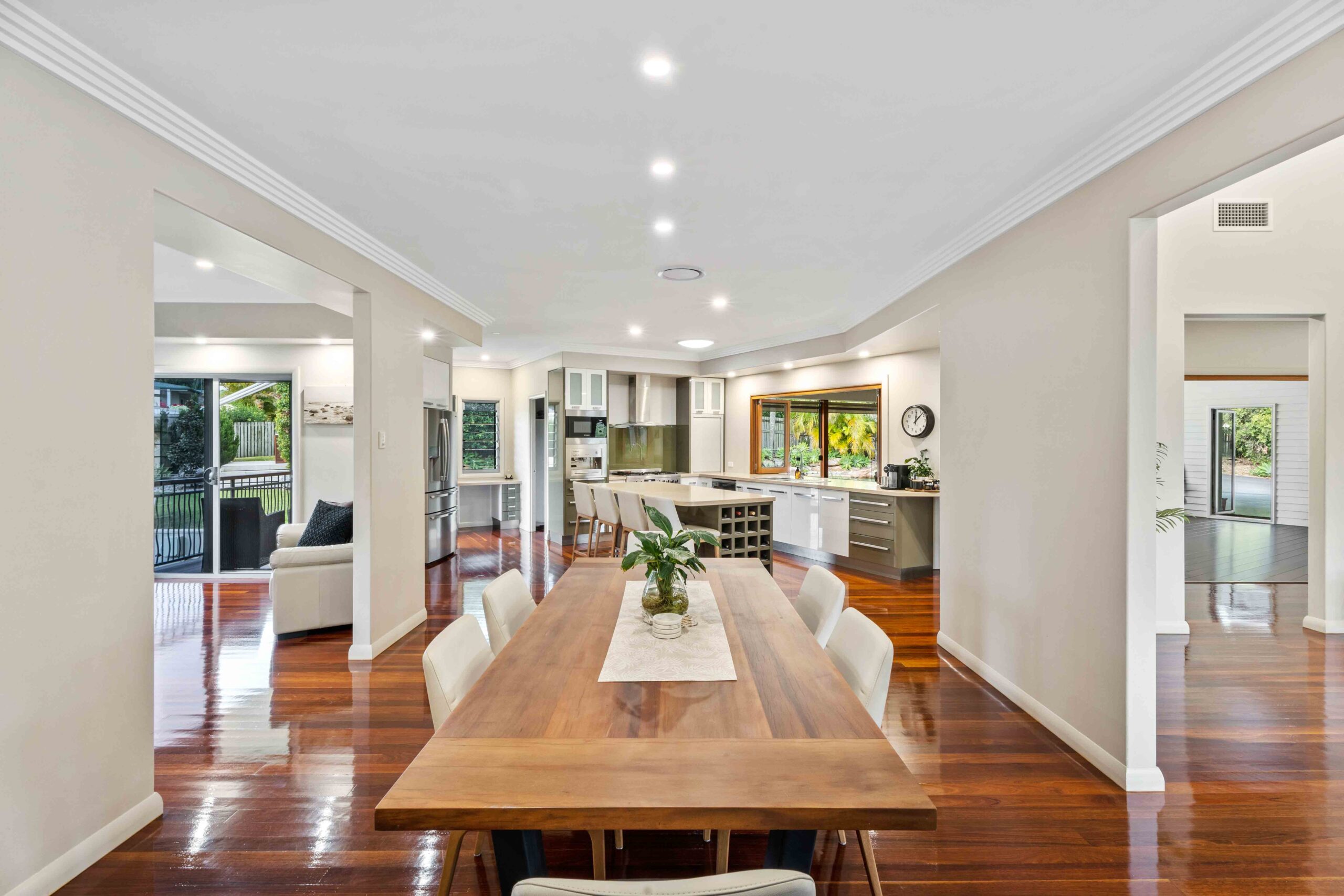 9-11 Gundesen Drive, URRAWEEN, QLD 4655 AUS