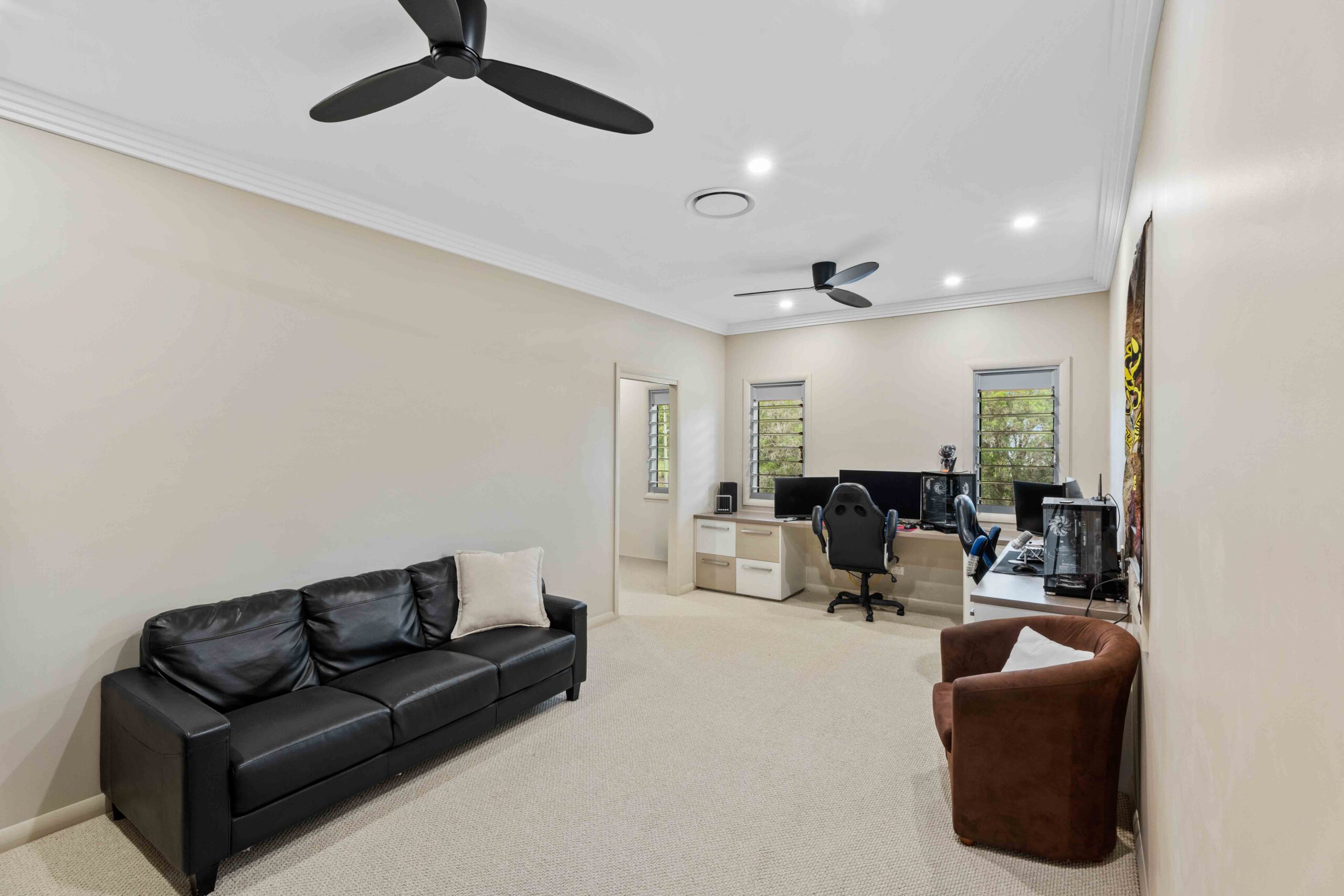 9-11 Gundesen Drive, URRAWEEN, QLD 4655 AUS
