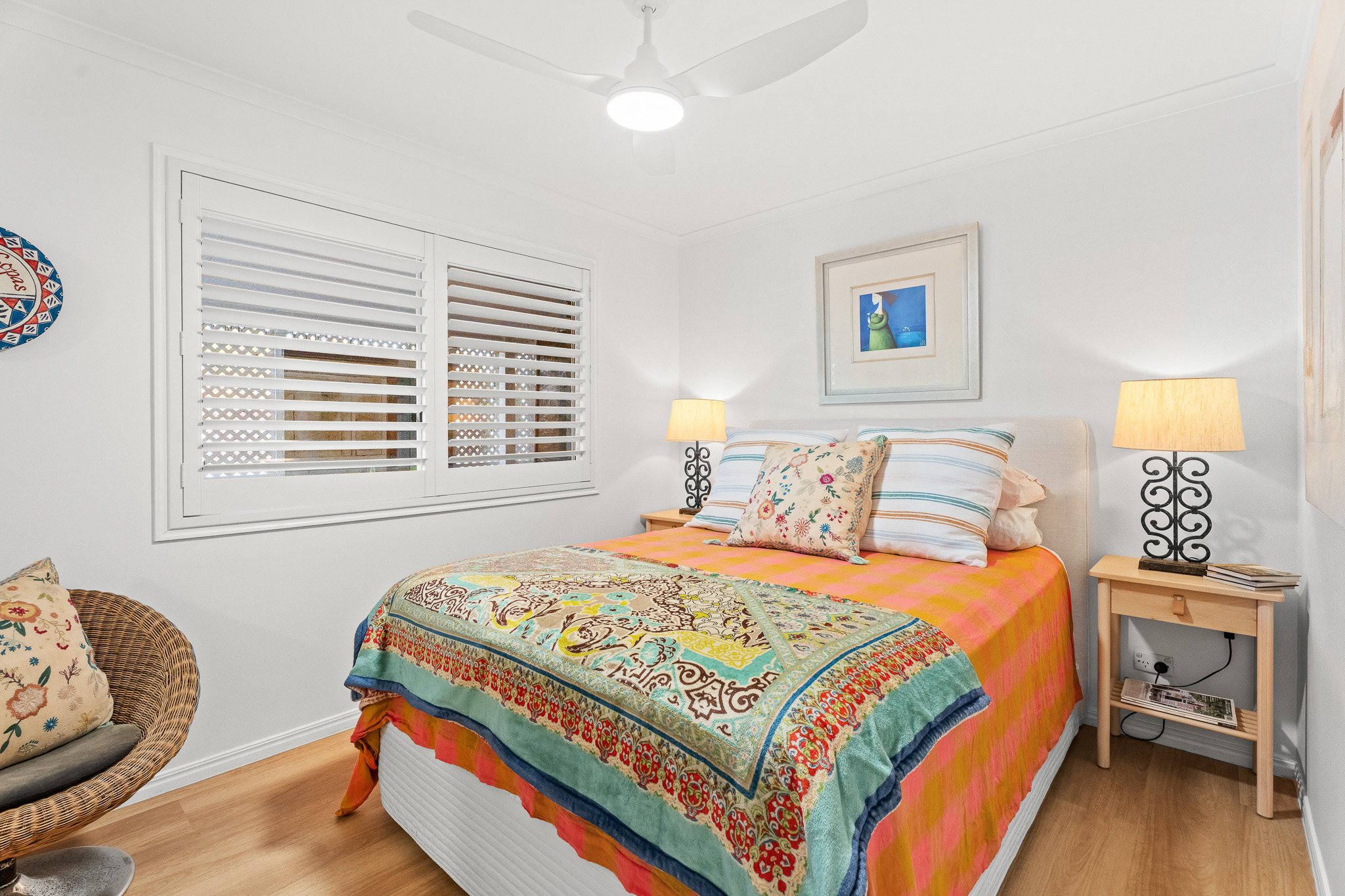 11 Lakeside Court, TORQUAY, QLD 4655 AUS