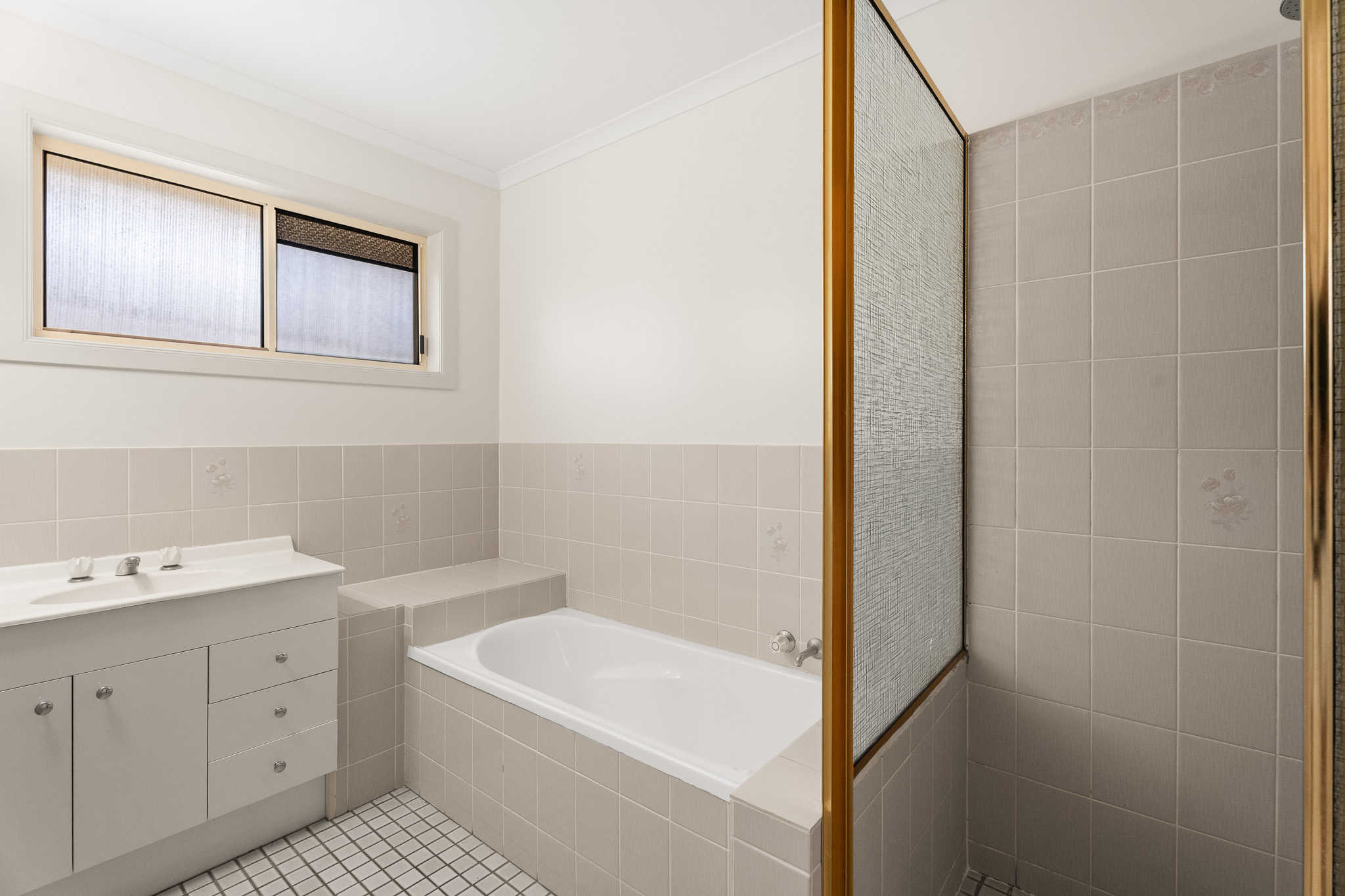 18 Bruce Street, TORQUAY, QLD 4655 AUS