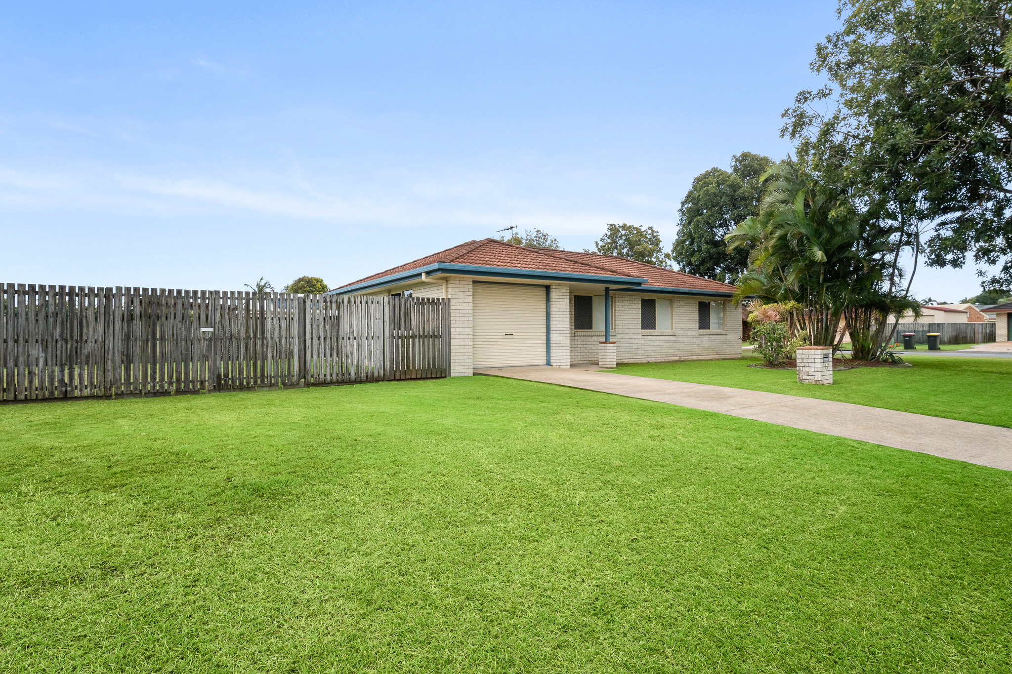17 Chancellor Drive, URRAWEEN, QLD 4655 AUS