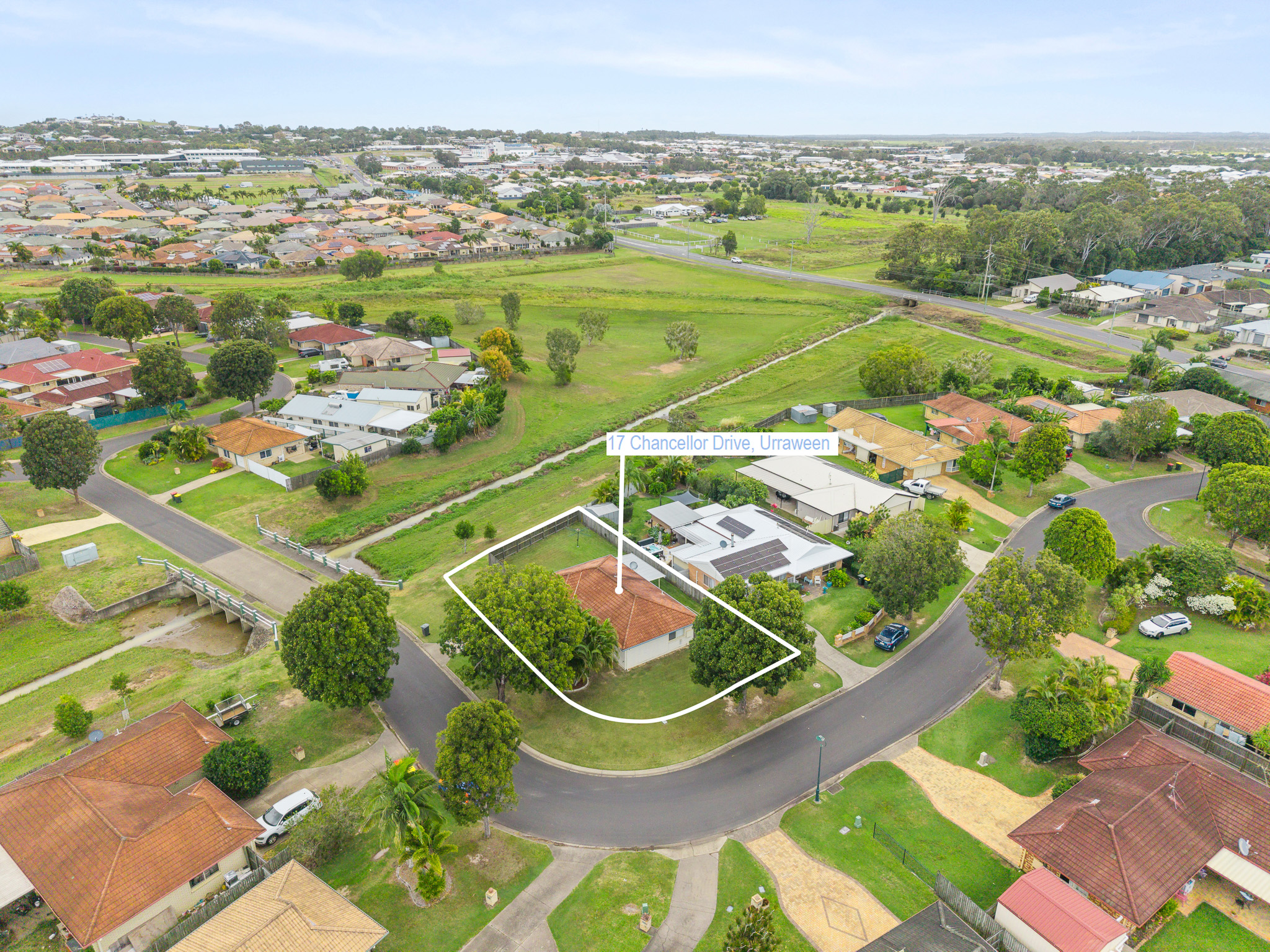 17 Chancellor Drive, URRAWEEN, QLD 4655 AUS