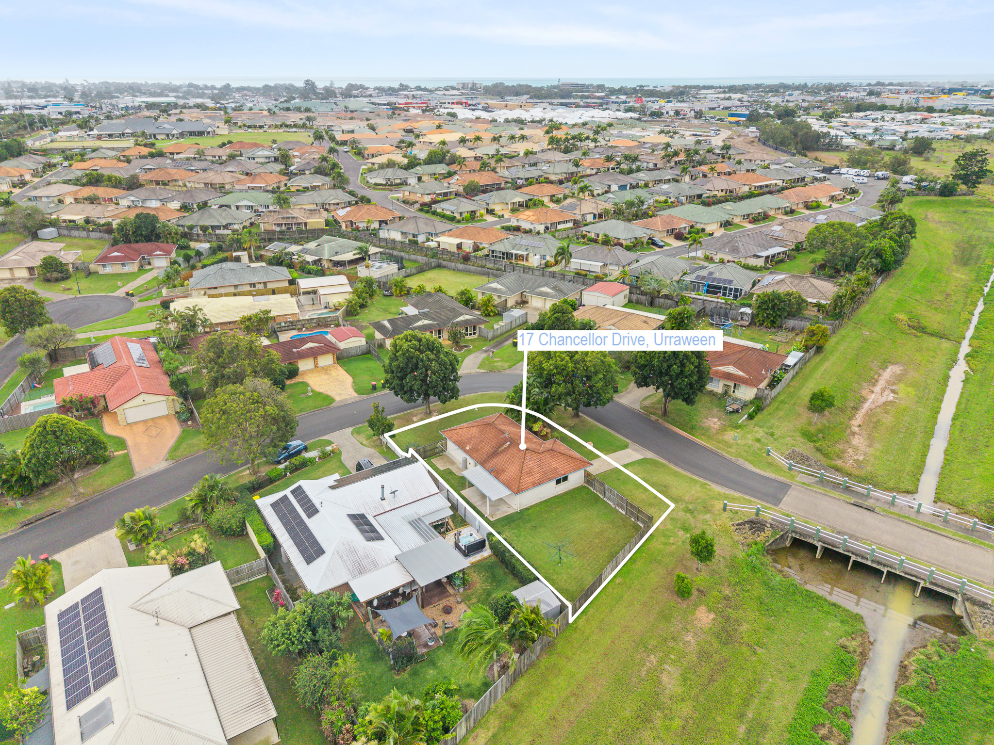 17 Chancellor Drive, URRAWEEN, QLD 4655 AUS