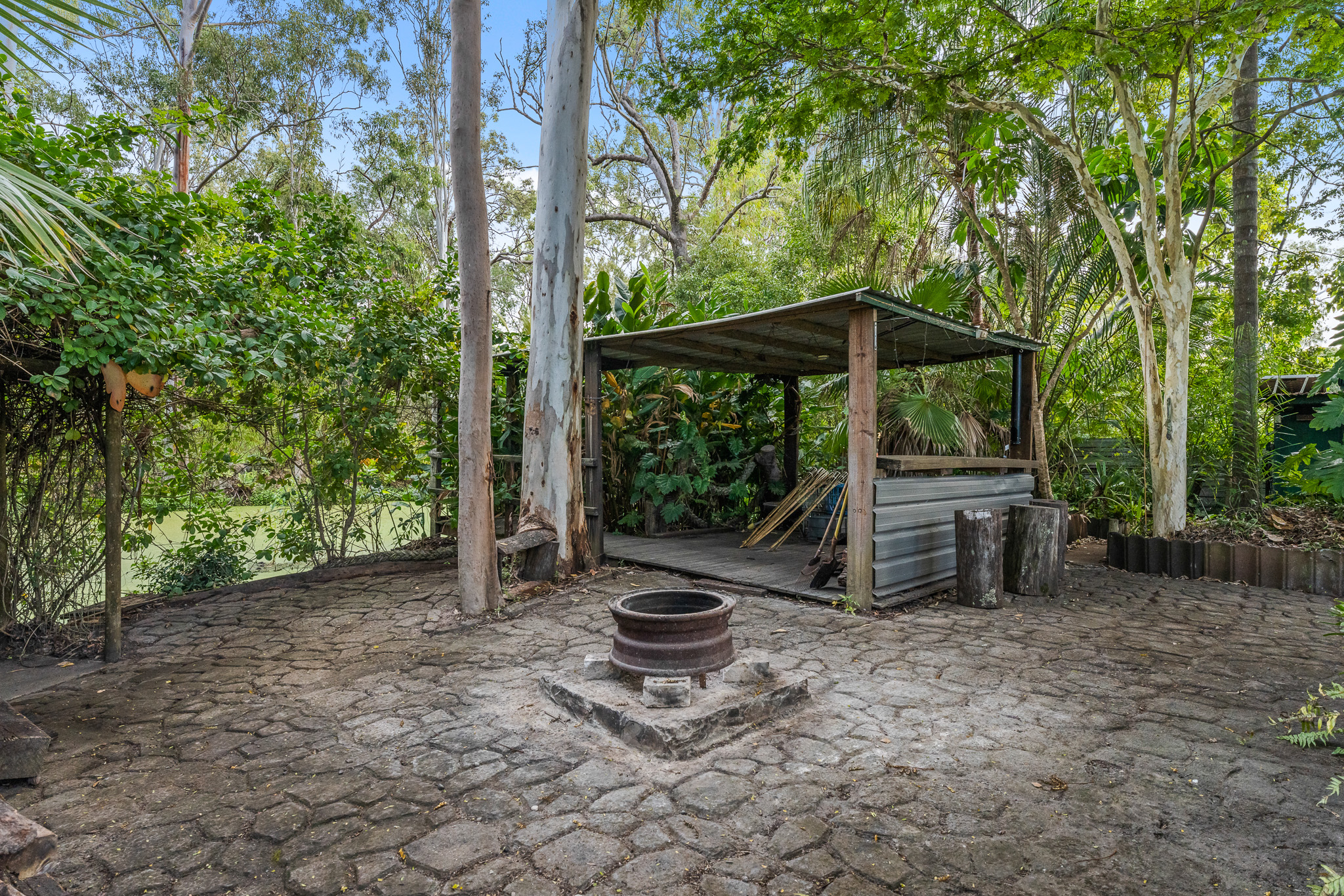 105 Garden Drive, URANGAN, QLD 4655 AUS