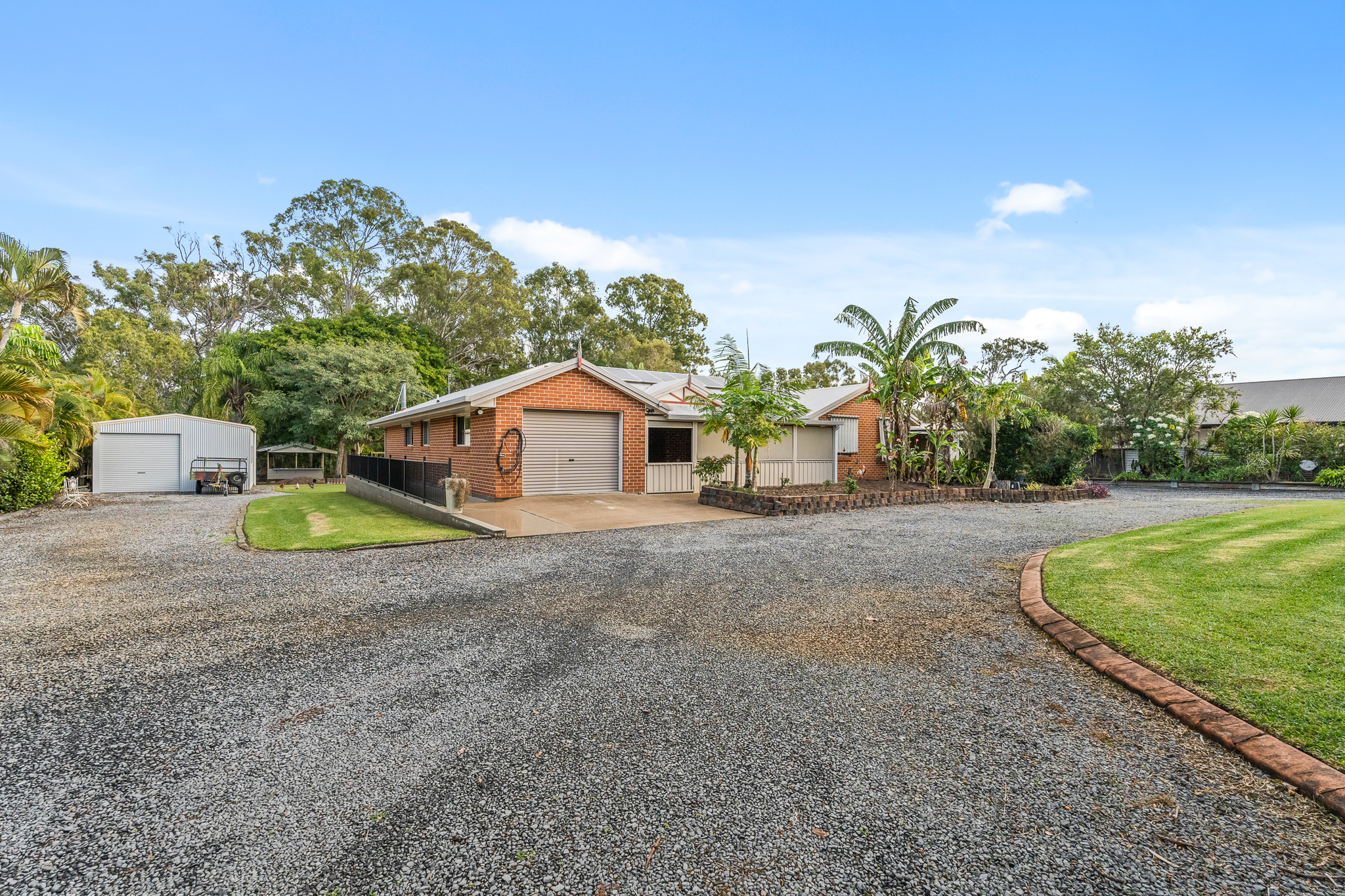 105 Garden Drive, URANGAN, QLD 4655 AUS