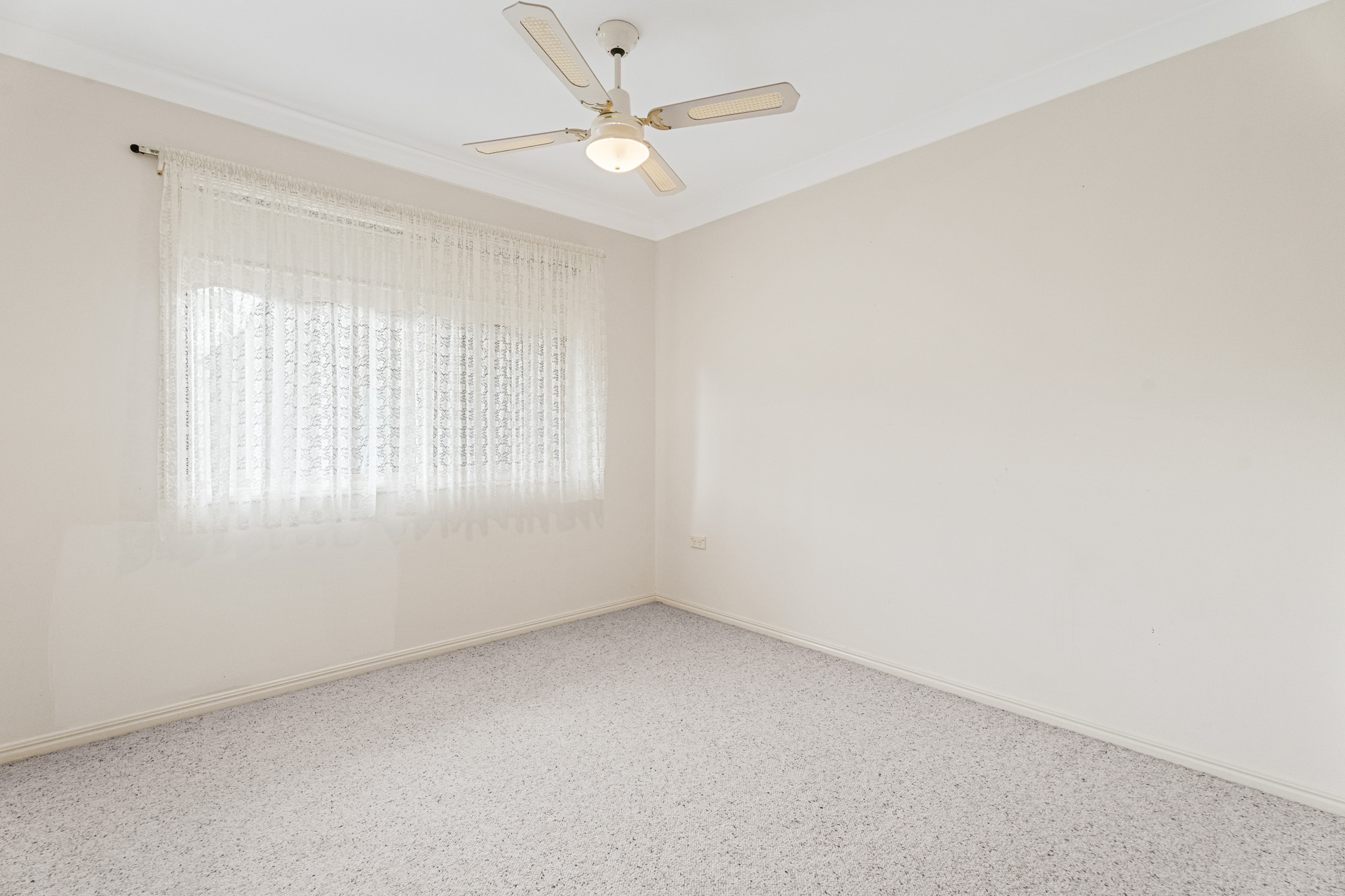 105 Garden Drive, URANGAN, QLD 4655 AUS