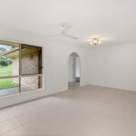 190 Lower Mountain Road, DUNDOWRAN, QLD 4655 AUS