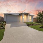 11 Woodswallow Avenue, POINT VERNON, QLD 4655 AUS