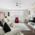 4 Earls Court, POINT VERNON, QLD 4655 AUS