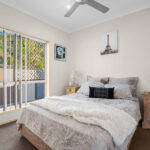 4 Earls Court, POINT VERNON, QLD 4655 AUS