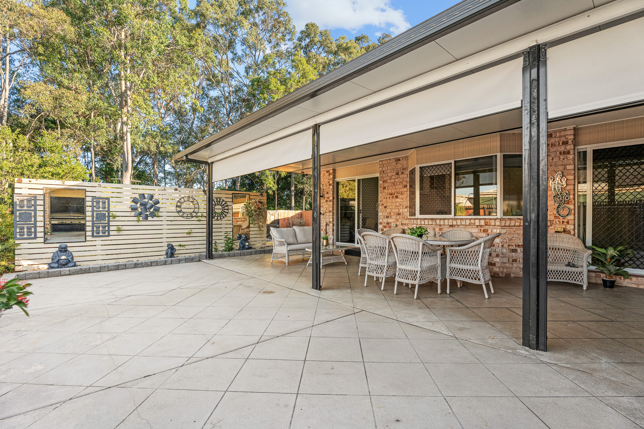 4 Earls Court, POINT VERNON, QLD 4655 AUS