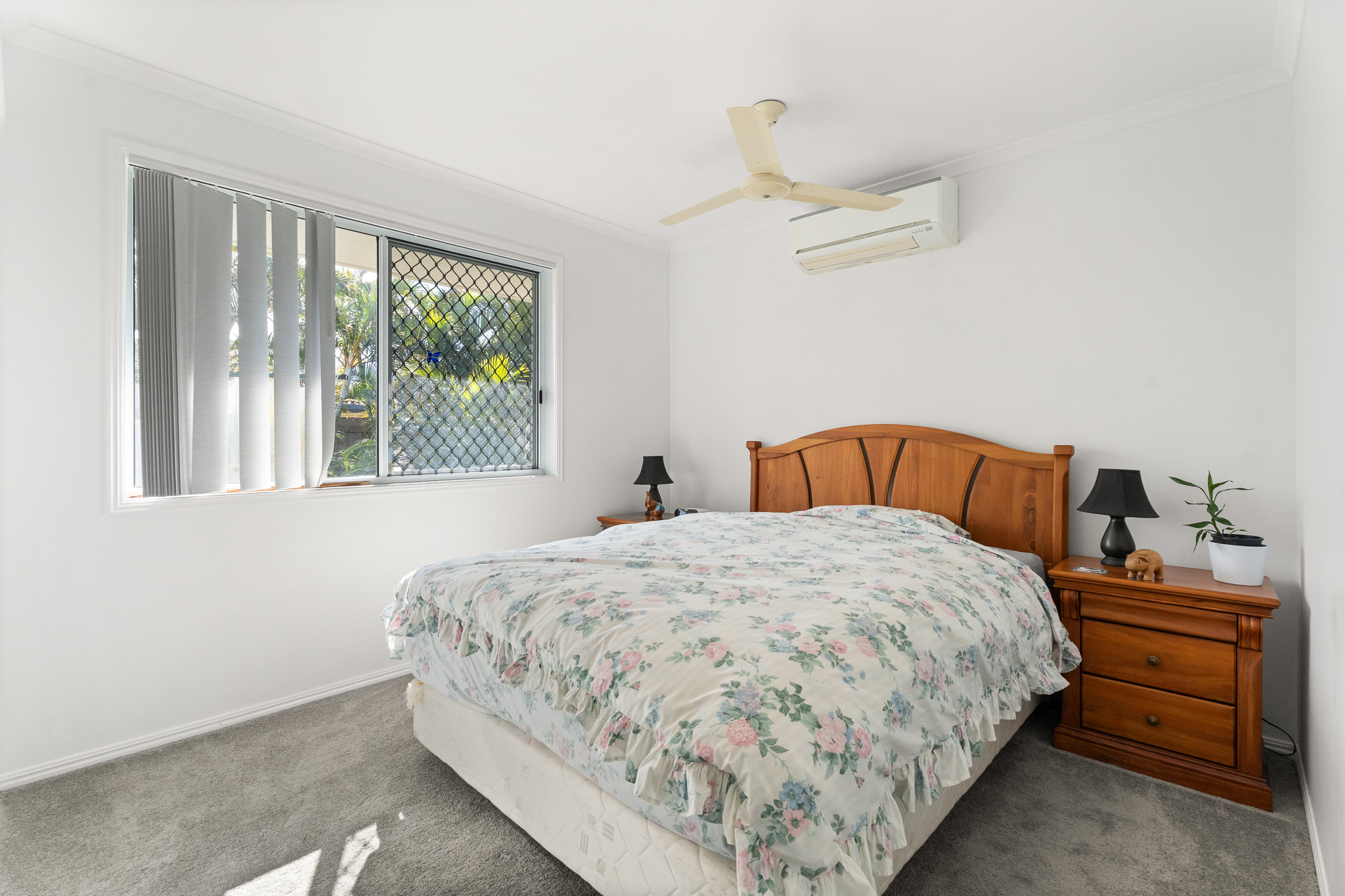 6 Zircon Street, URANGAN, QLD 4655 AUS