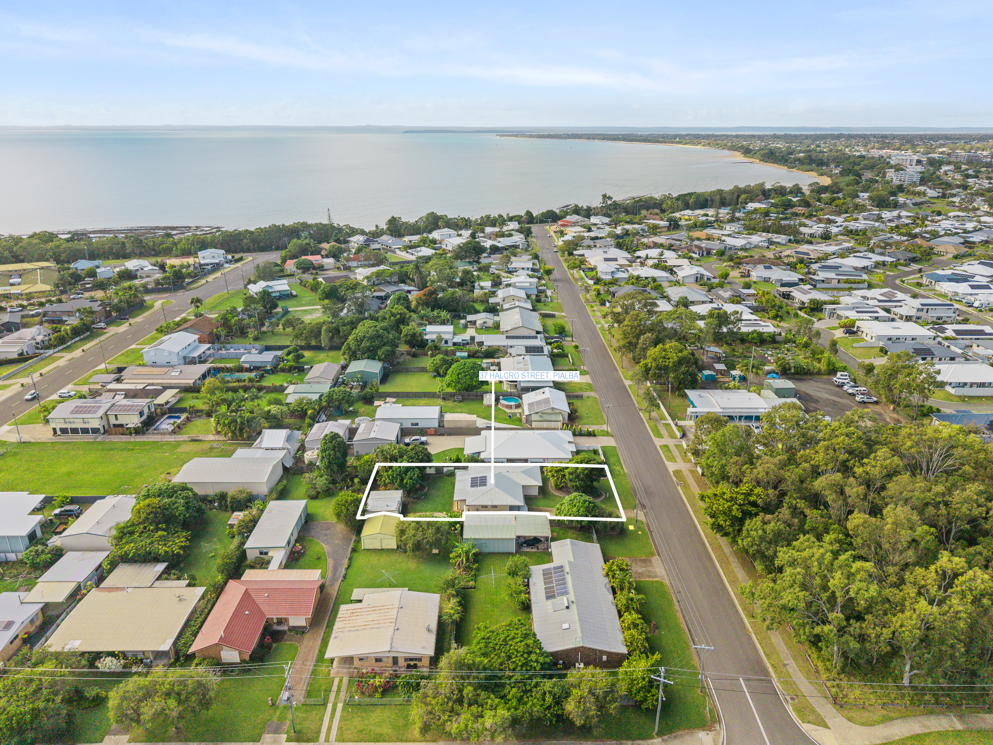 37 Halcro Street, PIALBA, QLD 4655 AUS