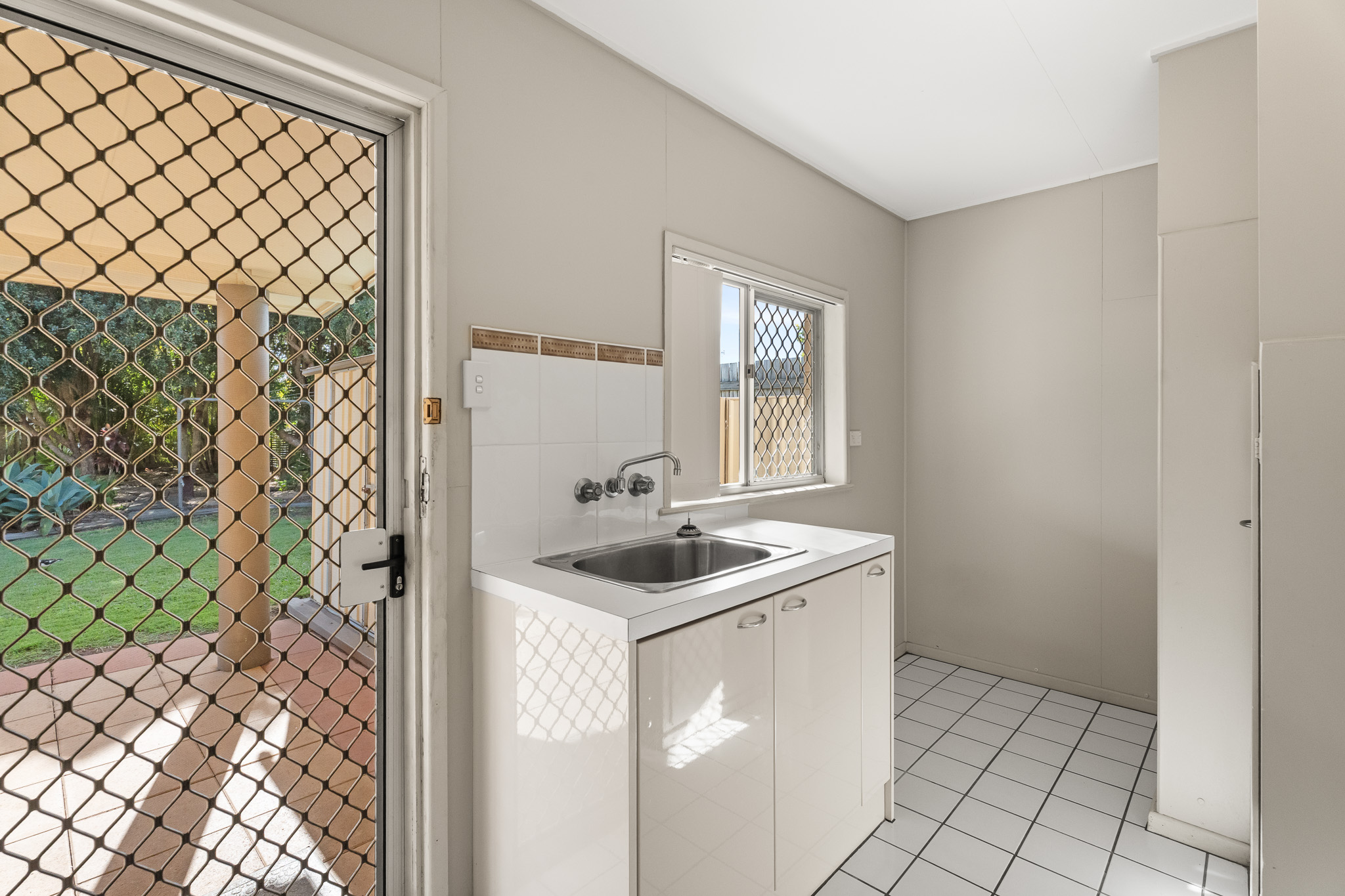 37 Halcro Street, PIALBA, QLD 4655 AUS
