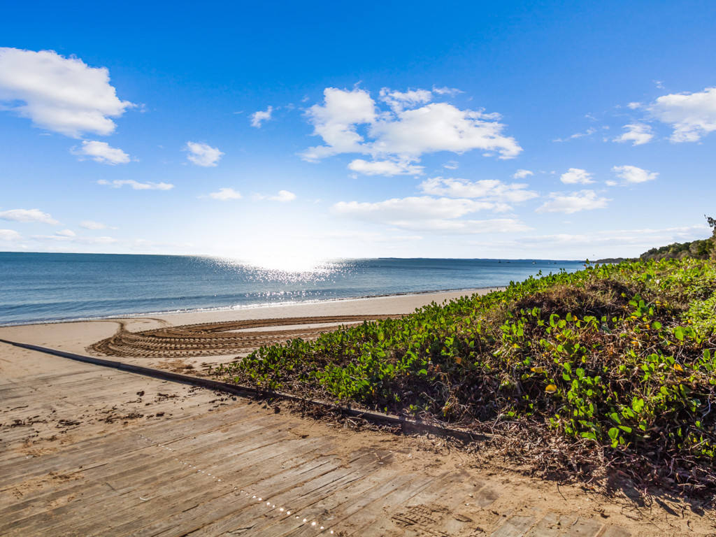 2/372 Esplanade, SCARNESS, QLD 4655 AUS