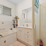 9 Wodalla Mews, POINT VERNON, QLD 4655 AUS