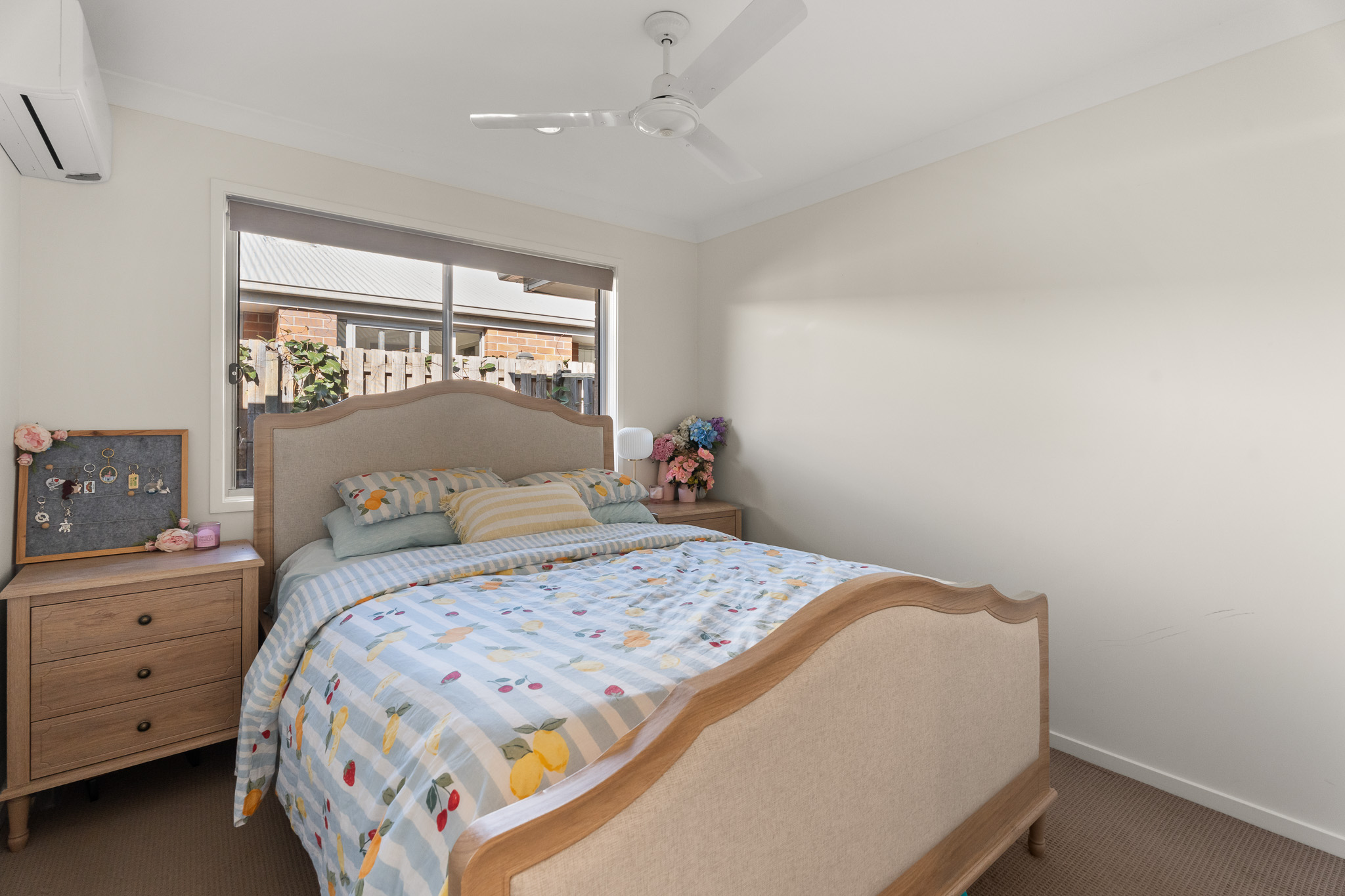 16 Blaxland Road, URRAWEEN, QLD 4655 AUS