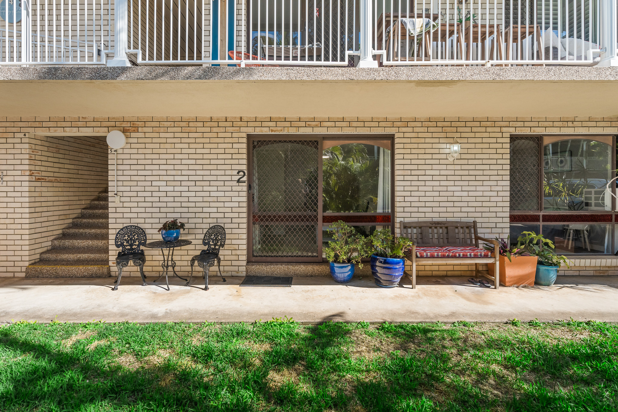 2/372 Esplanade, SCARNESS, QLD 4655 AUS