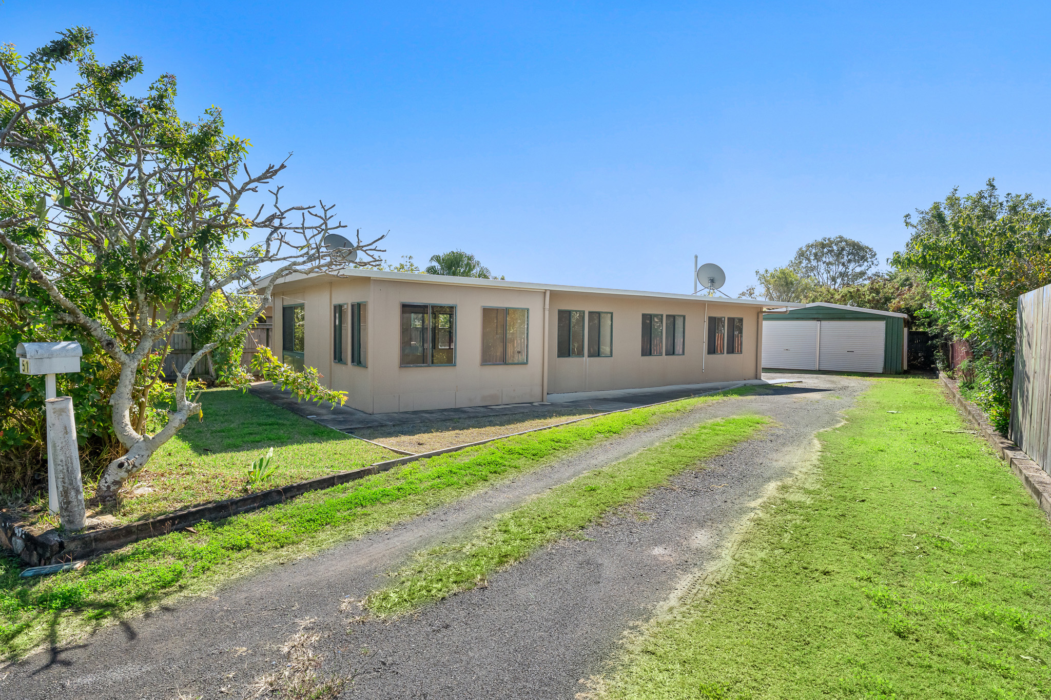 51 Corser Street, POINT VERNON, QLD 4655 AUS