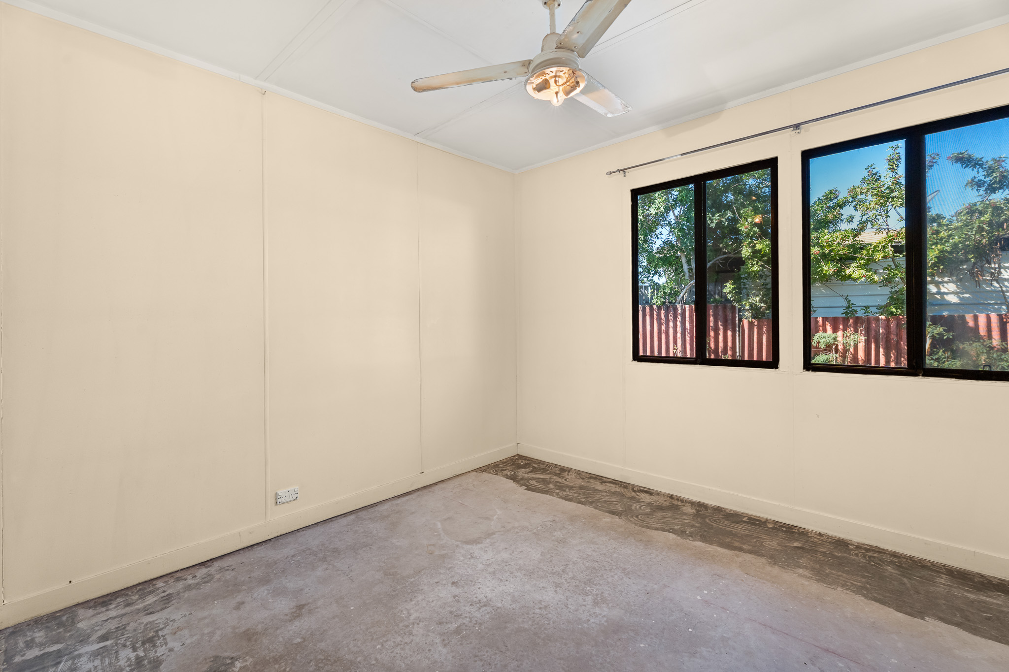 51 Corser Street, POINT VERNON, QLD 4655 AUS