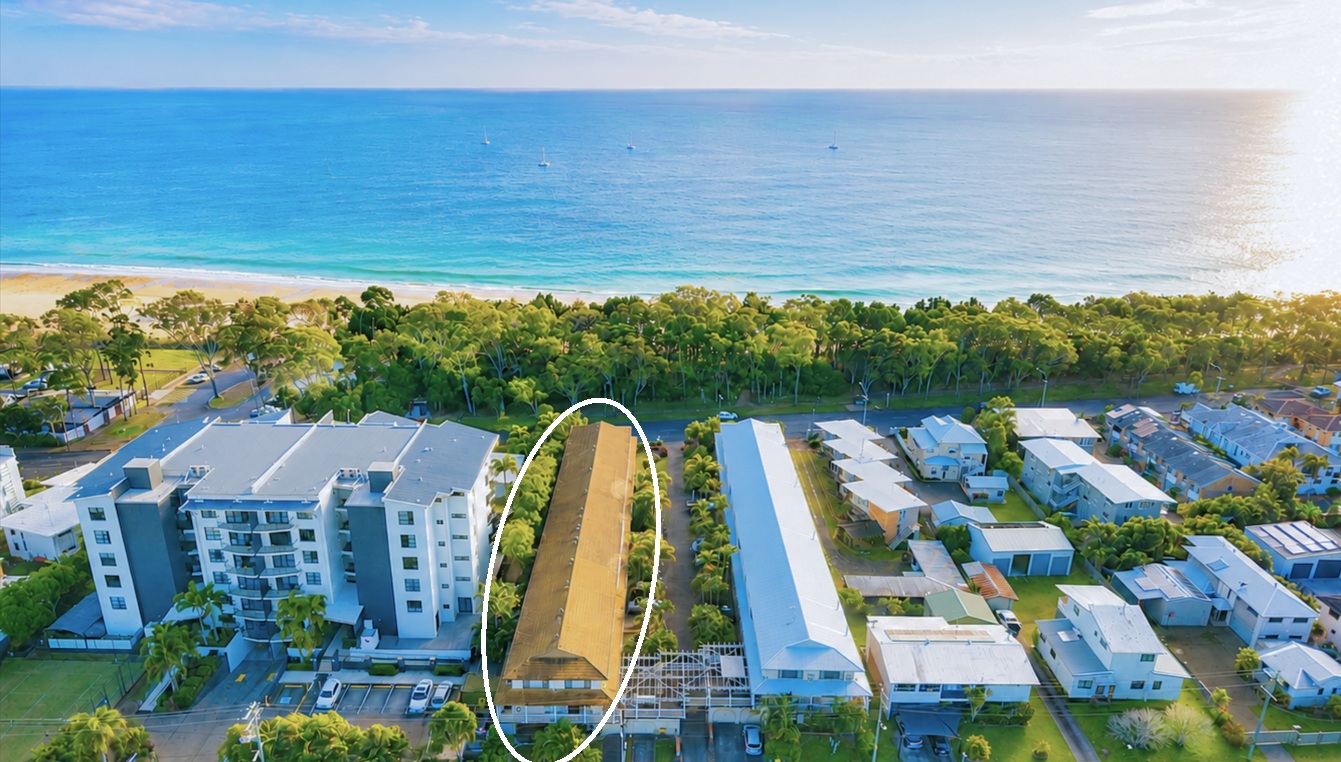 2/372 Esplanade, SCARNESS, QLD 4655 AUS