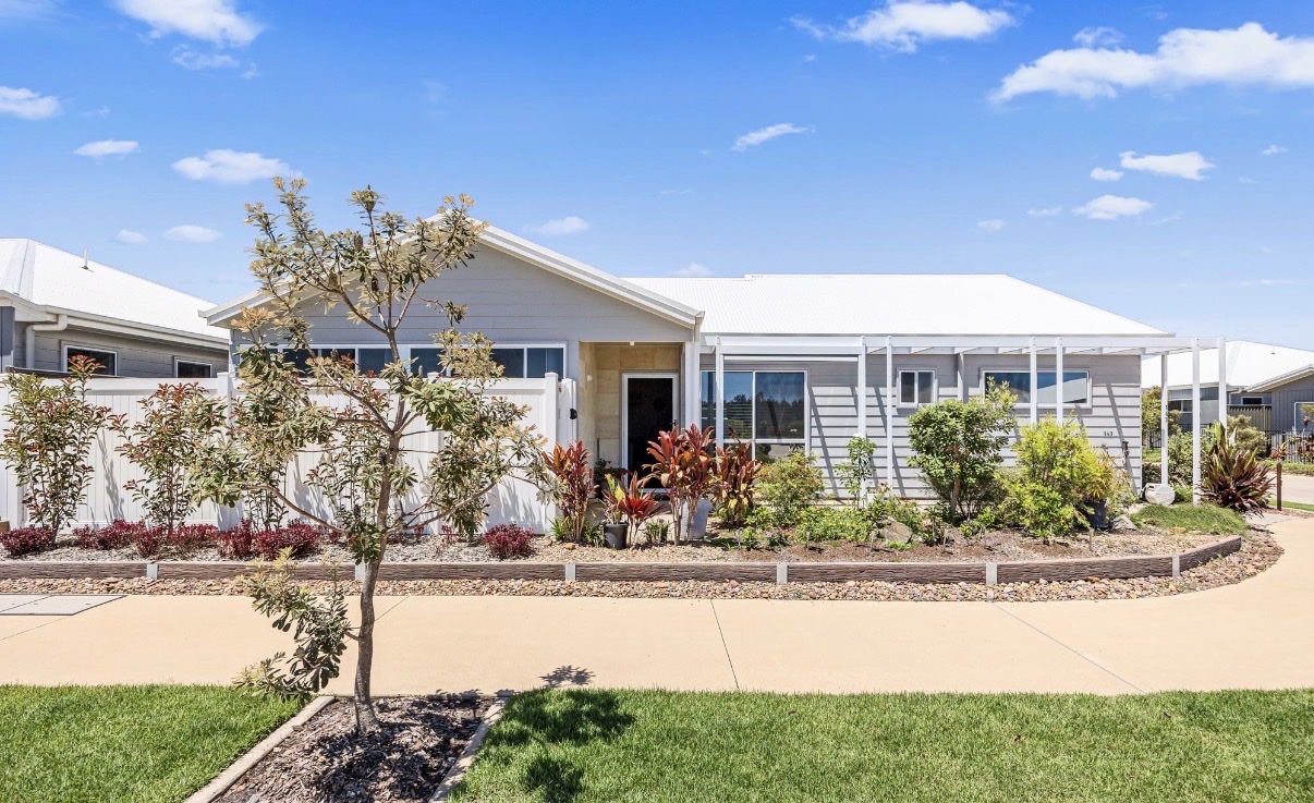 143/5 Serenity Drive, ELI WATERS, QLD 4655 AUS