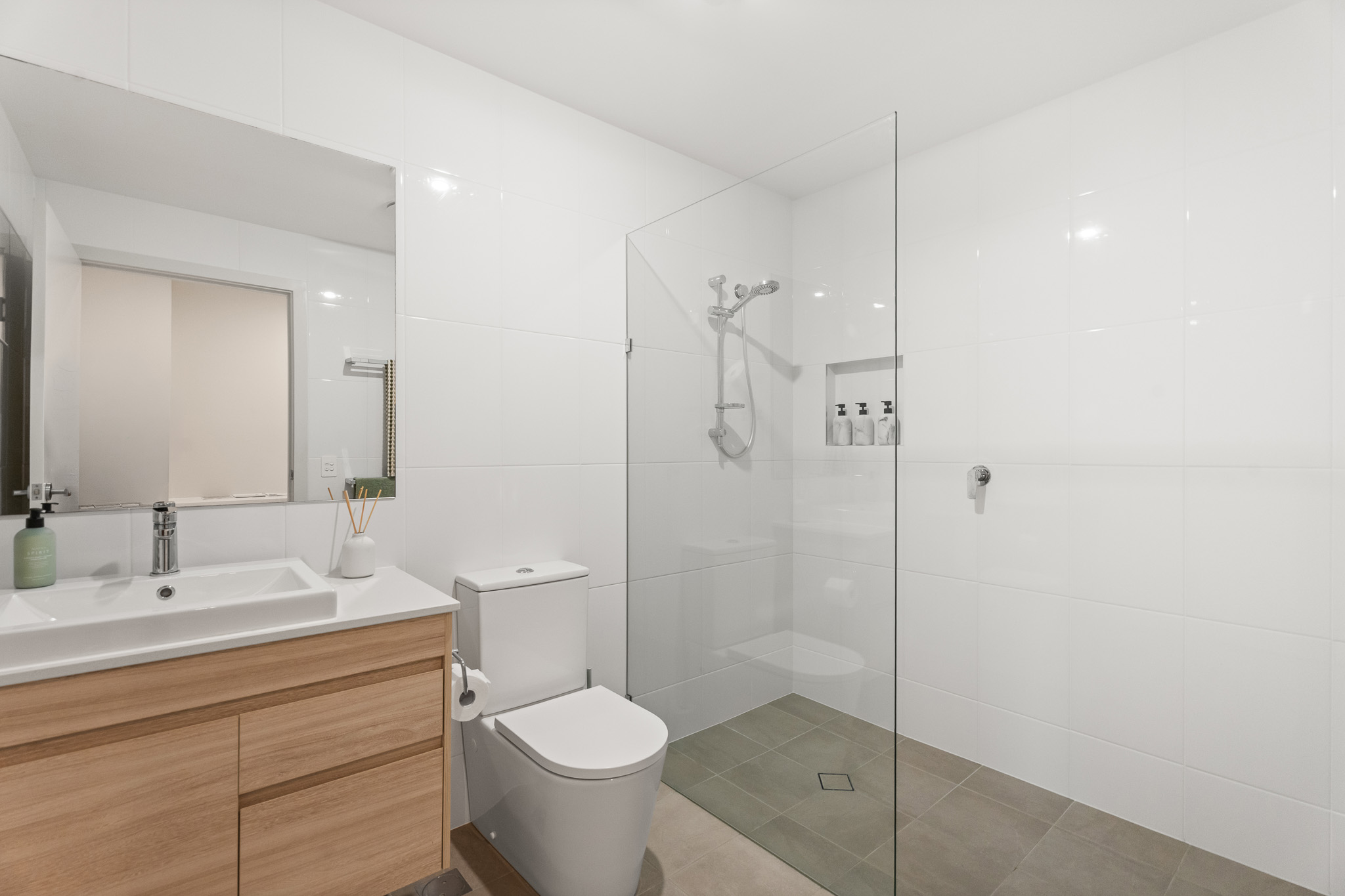 182/1 Latitude Blvd, NIKENBAH, QLD 4655 AUS