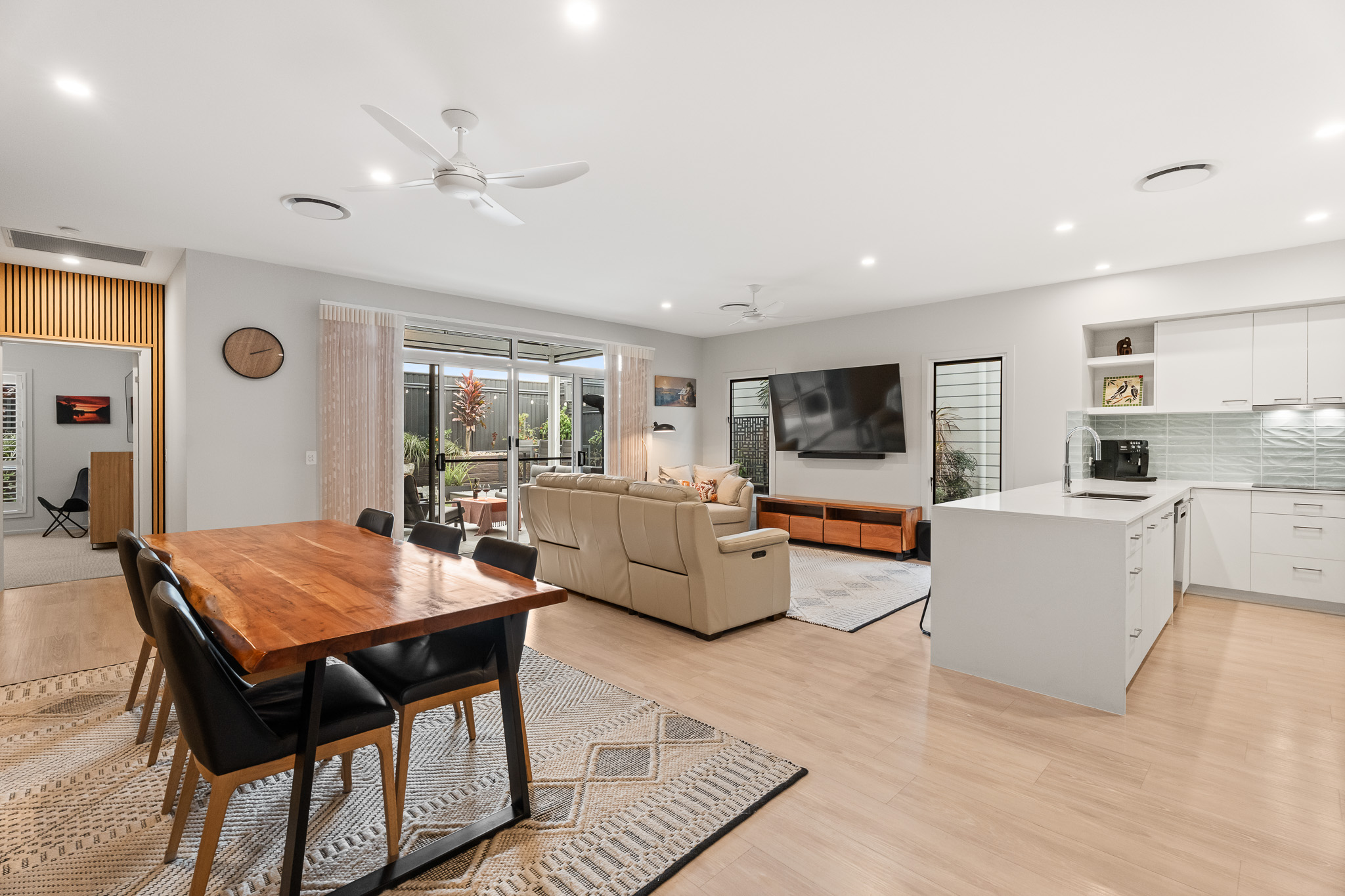 182/1 Latitude Blvd, NIKENBAH, QLD 4655 AUS