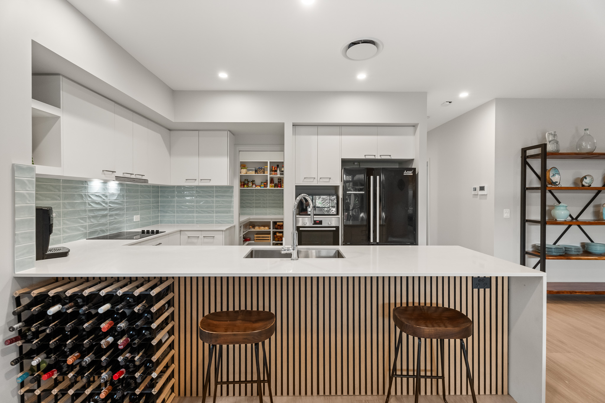 182/1 Latitude Blvd, NIKENBAH, QLD 4655 AUS