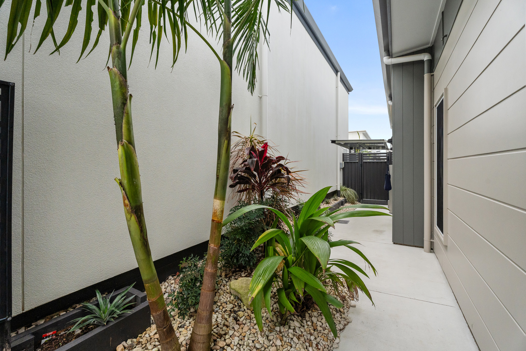 182/1 Latitude Blvd, NIKENBAH, QLD 4655 AUS