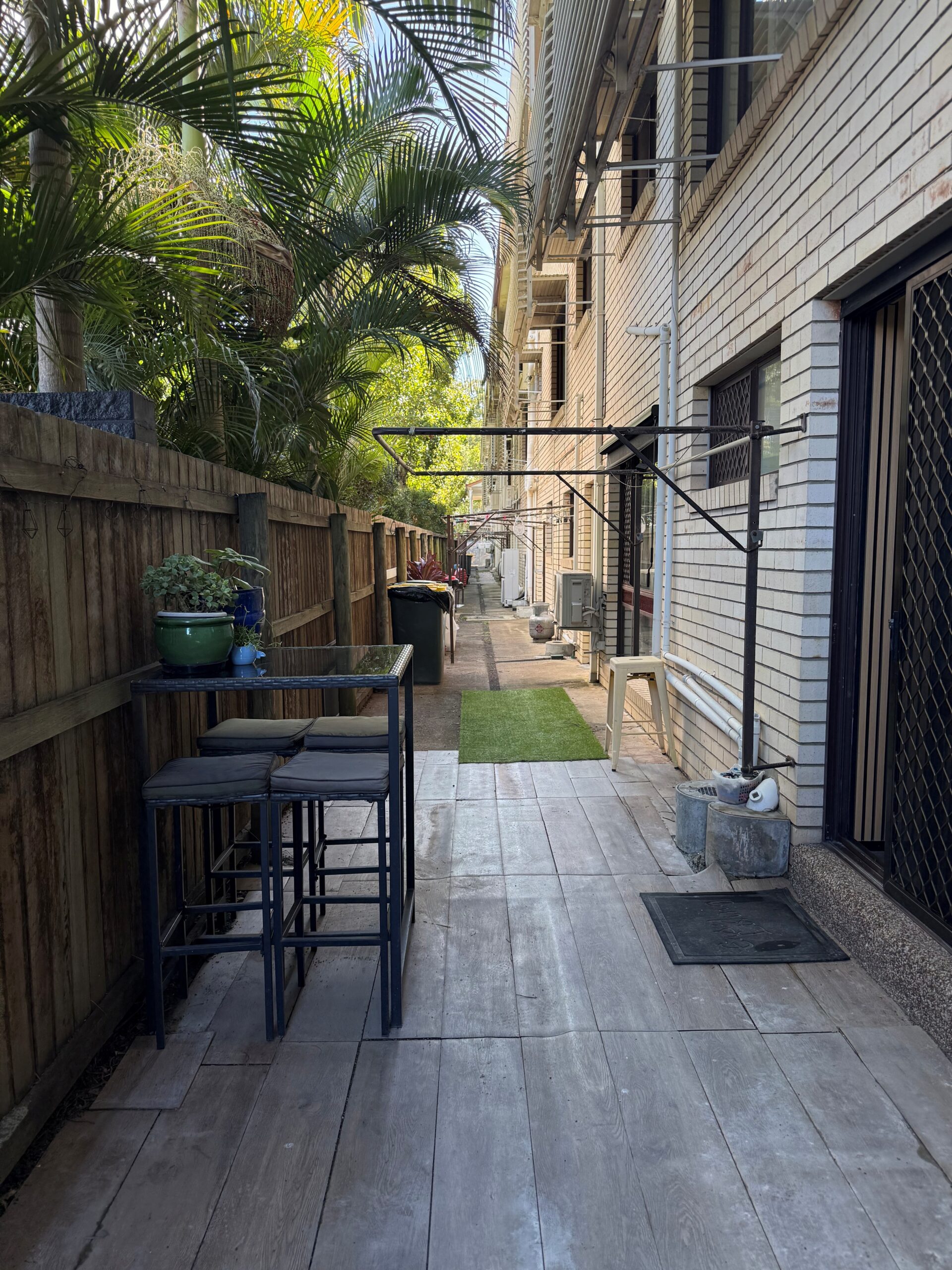 2/372 Esplanade, SCARNESS, QLD 4655 AUS
