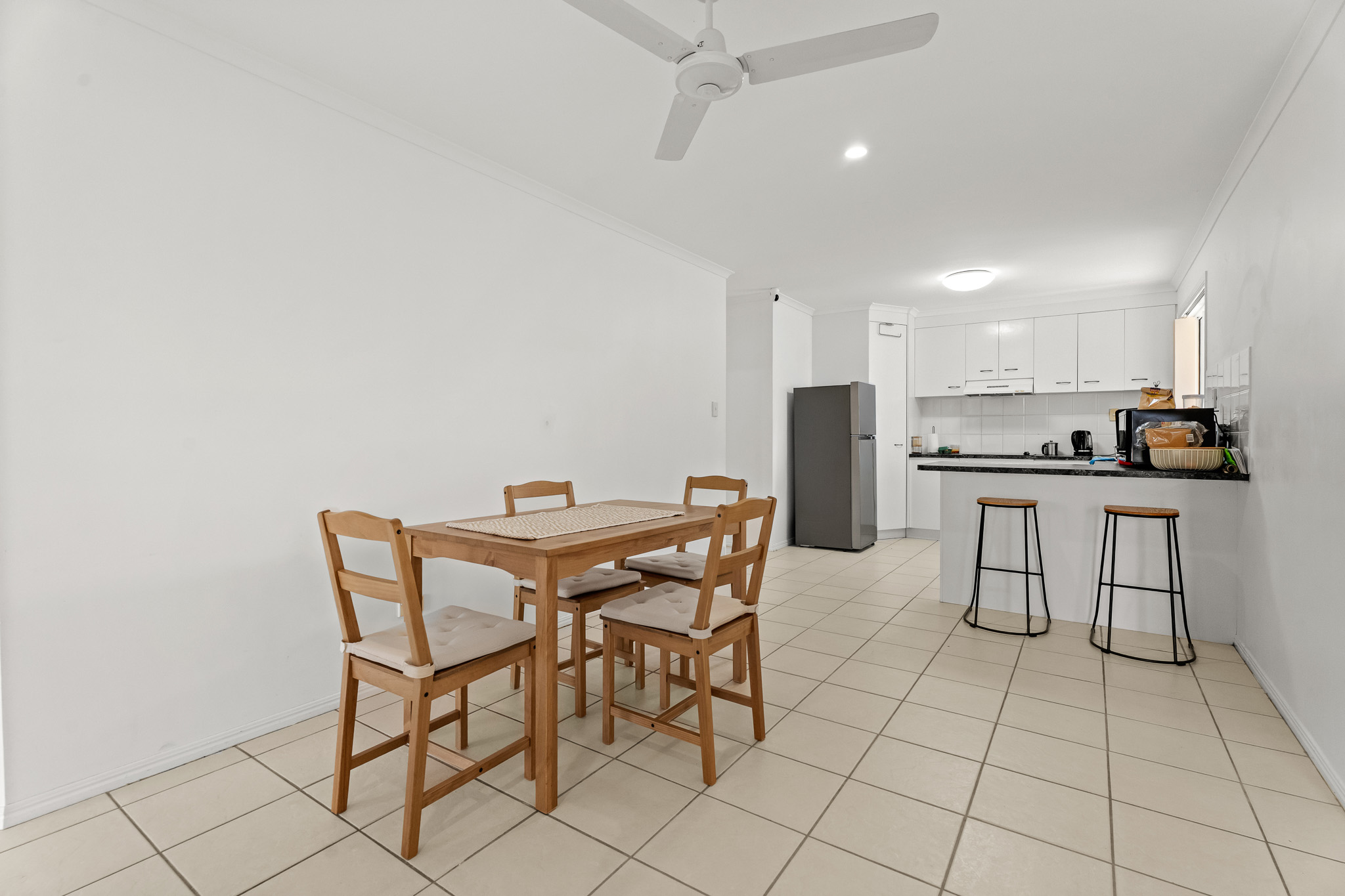 51 Wide Bay Drive, ELI WATERS, QLD 4655 AUS
