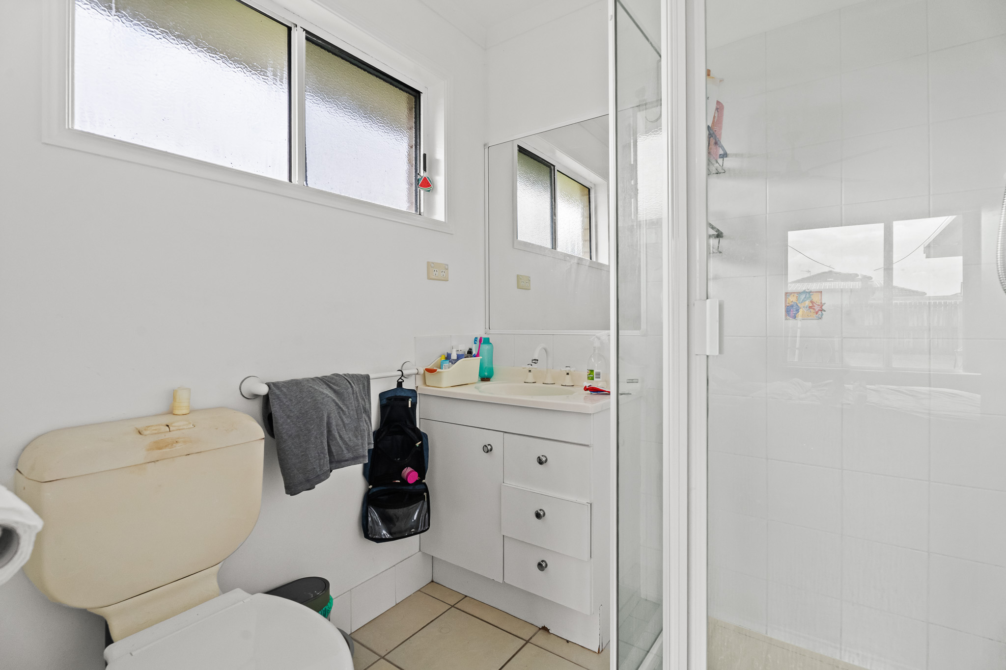 51 Wide Bay Drive, ELI WATERS, QLD 4655 AUS